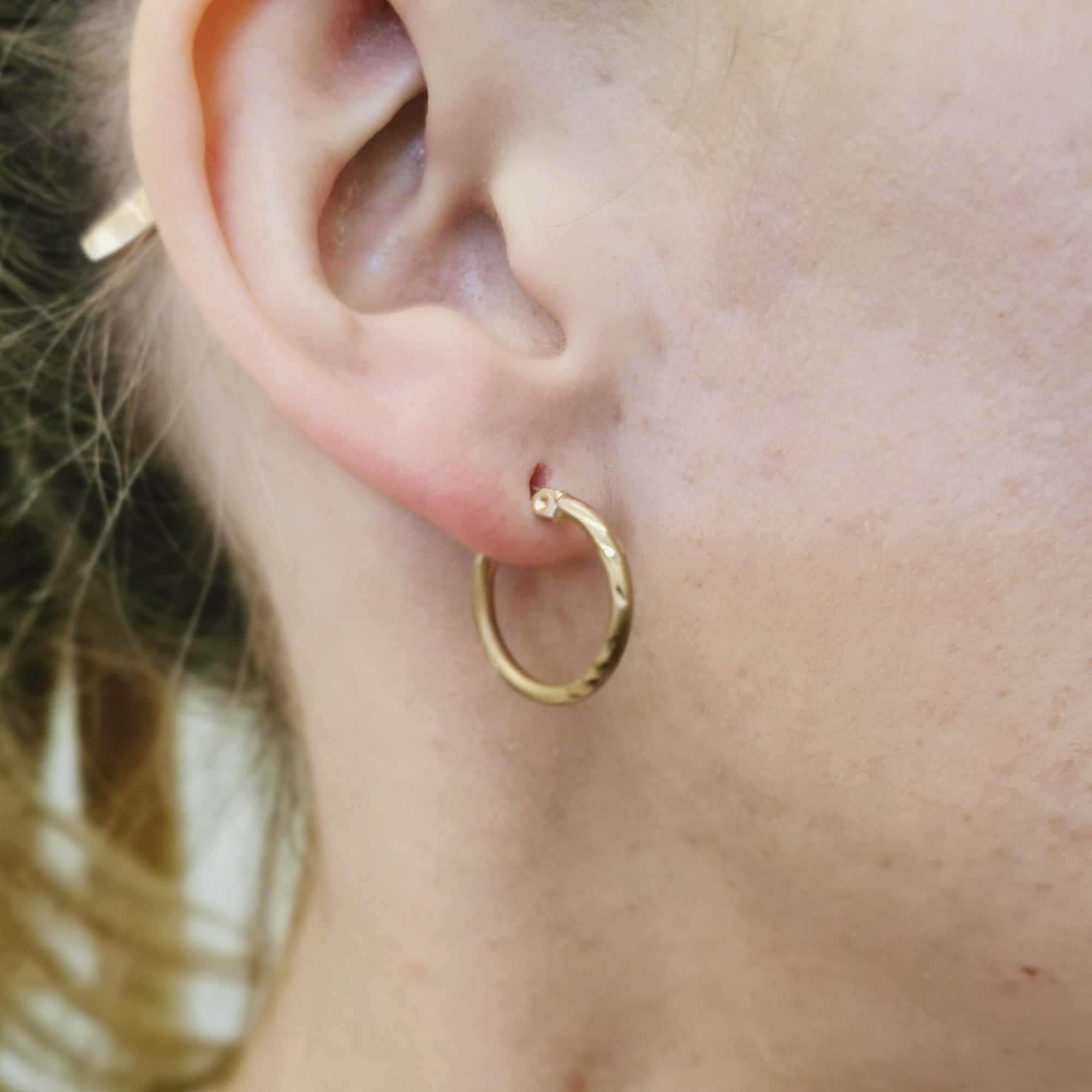 Yellow Gold Textured Hoop Earrings |