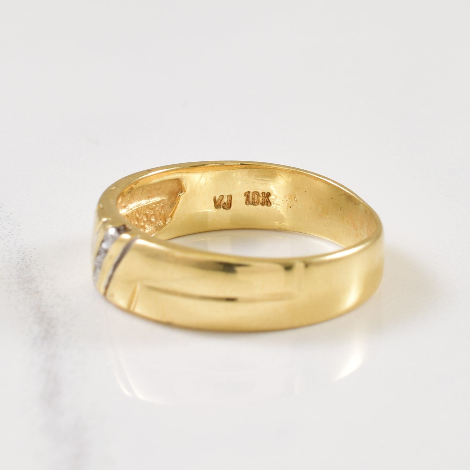 Bague sertie de diamants en canal | 0,05 ct | Taille 6,5 |