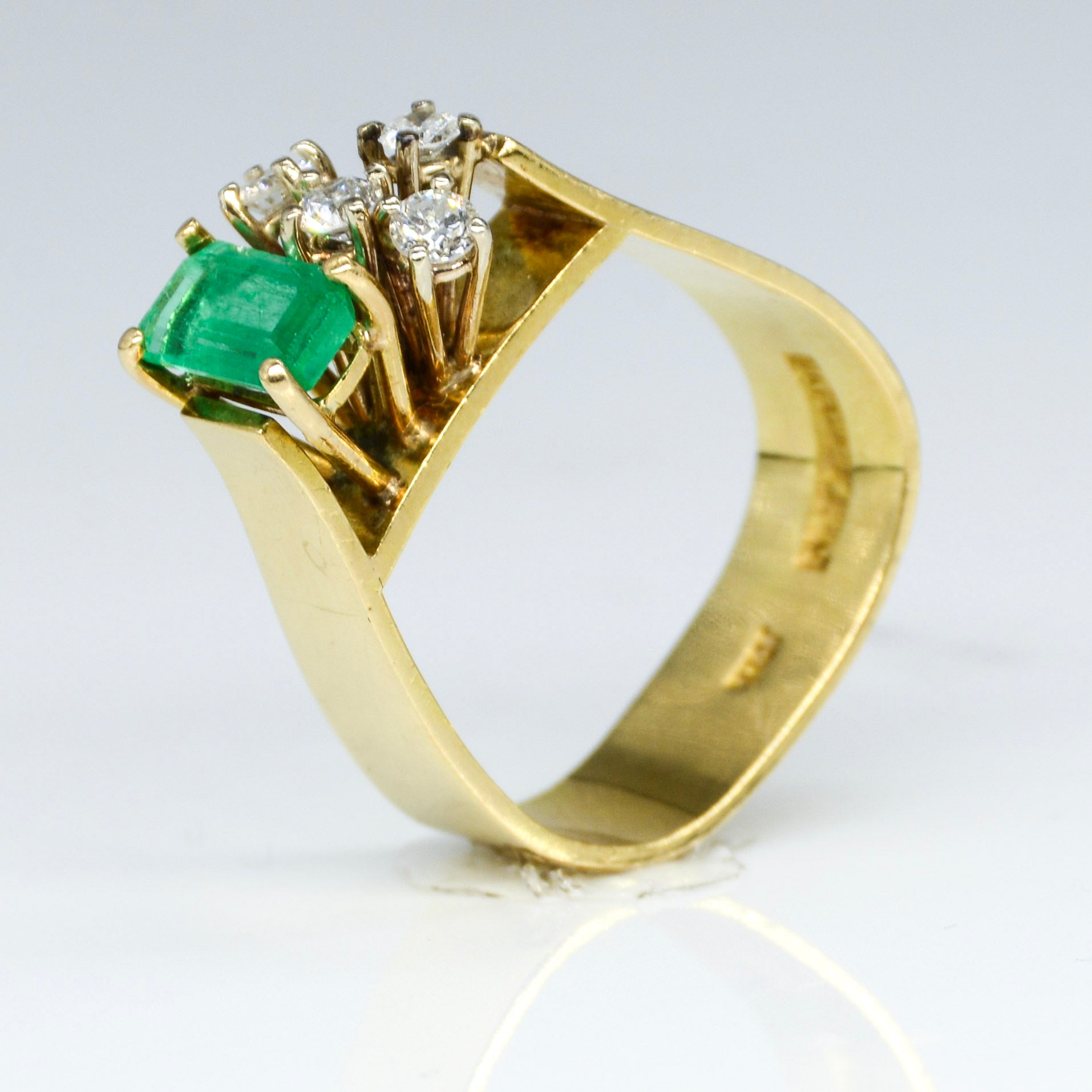 Pelegrin' Emerald & Diamond Ring | SZ 7.5 |