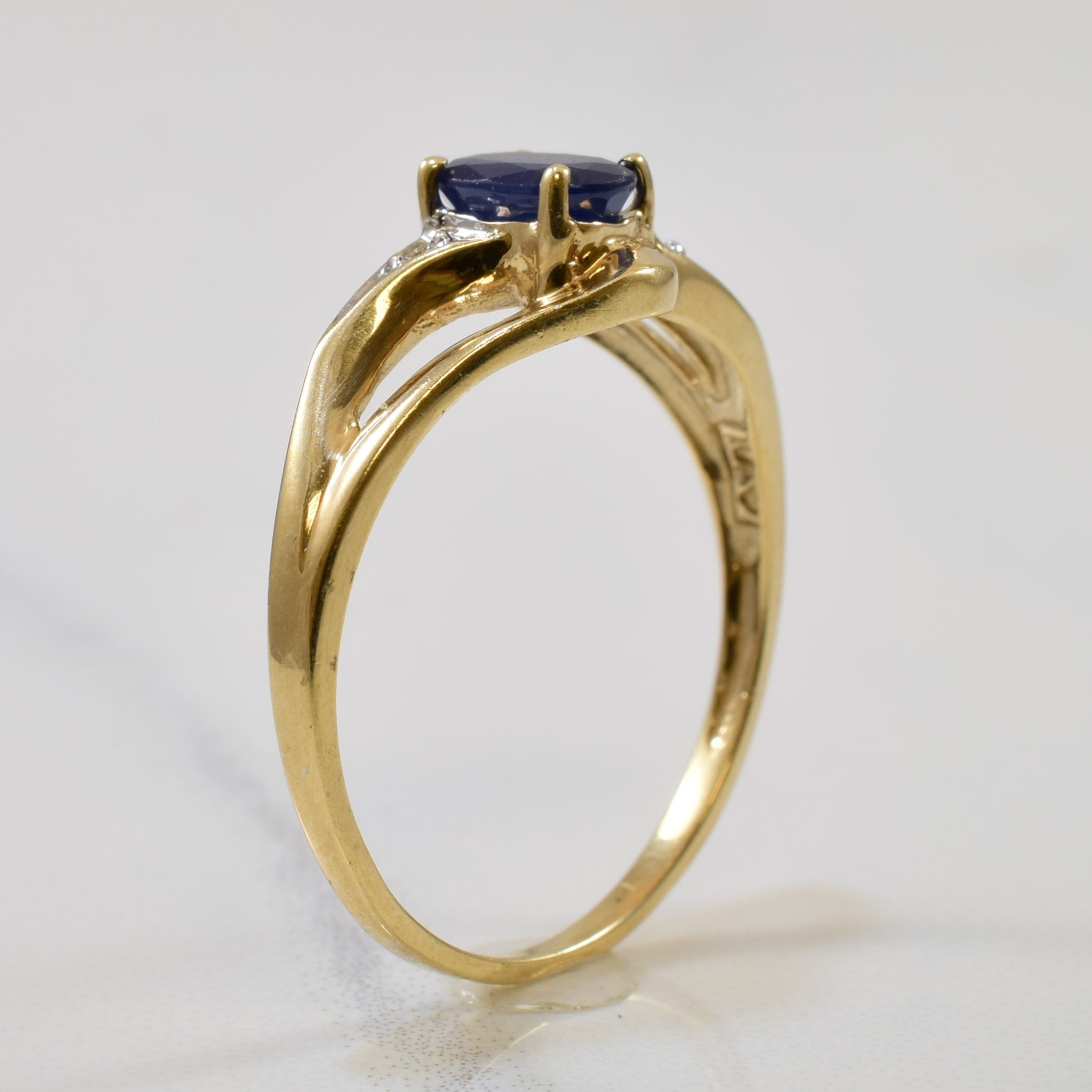 Sapphire & Diamond Split Shank Bypass Ring | 0.64ct, 0.01ctw | SZ 7 |