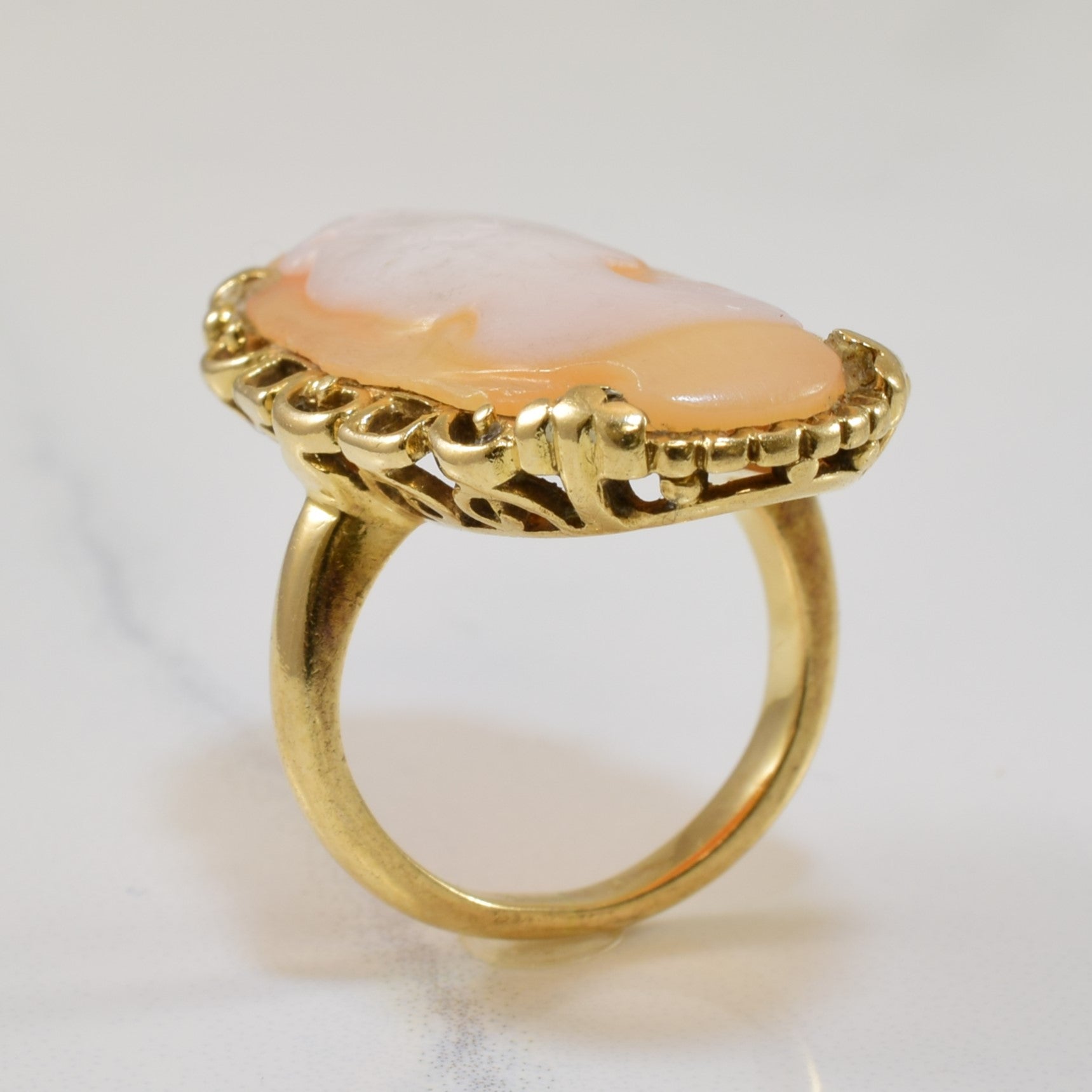 Cameo Cocktail Ring | 9.00ct | SZ 4.75 |