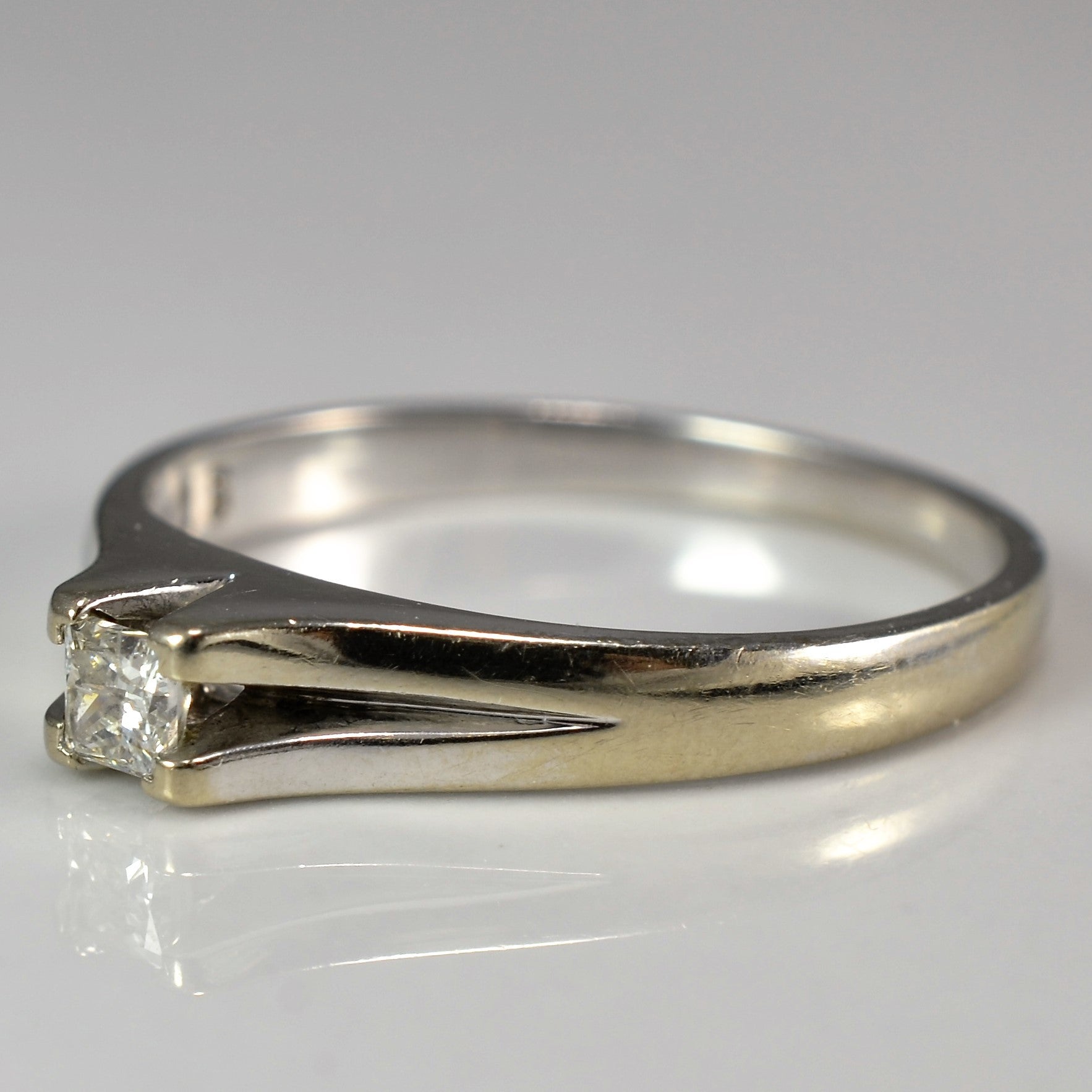 Princess Cut Diamond Ring | 0.15 ct, SZ 7 |