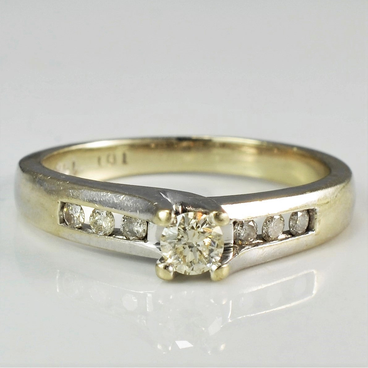 Classic White Gold Diamond Ring | 0.21 ctw, SZ 5.5 |