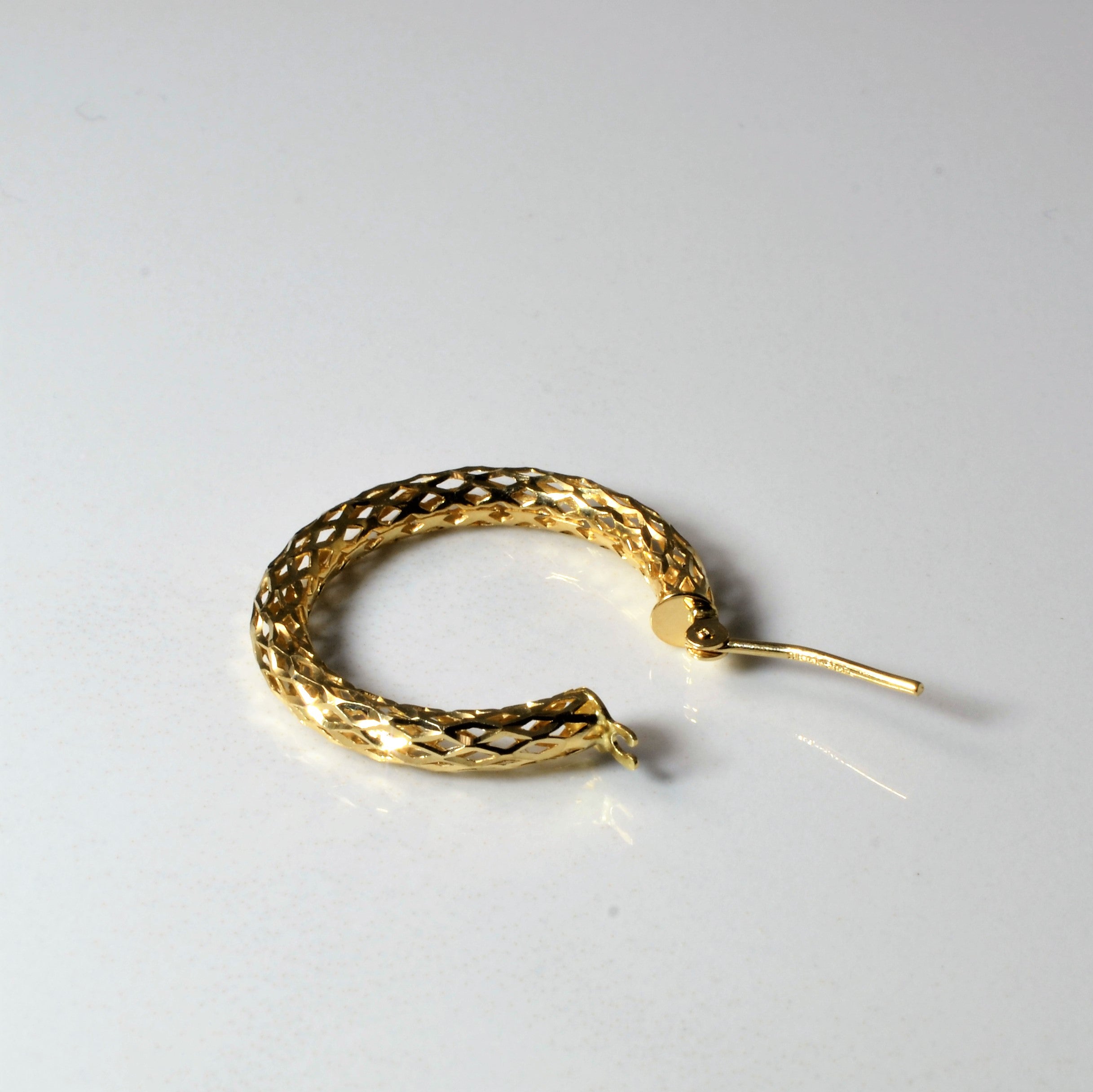 Yellow Gold Patterned Hollow Hoop Earrings |