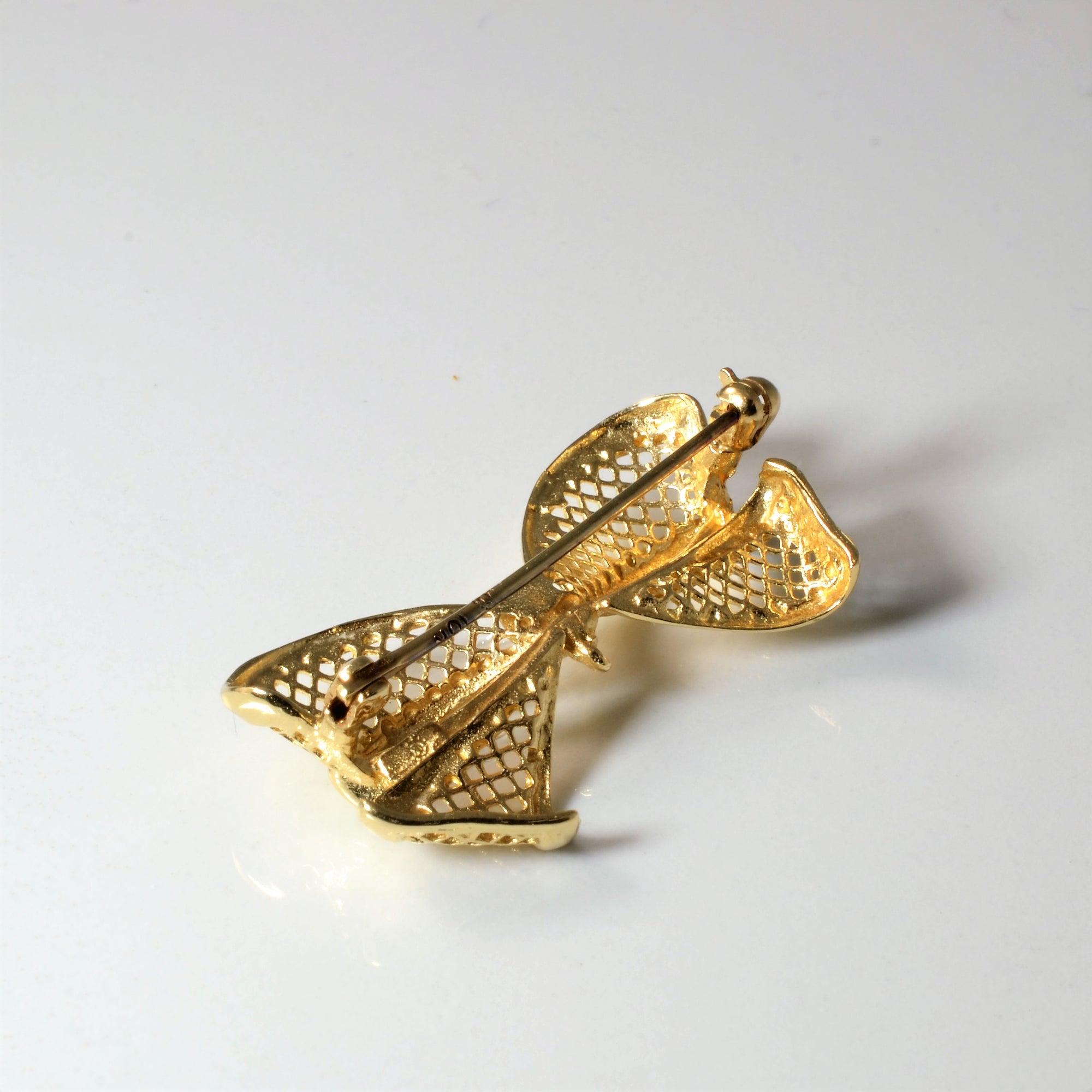 Yellow Gold Bow Brooch |
