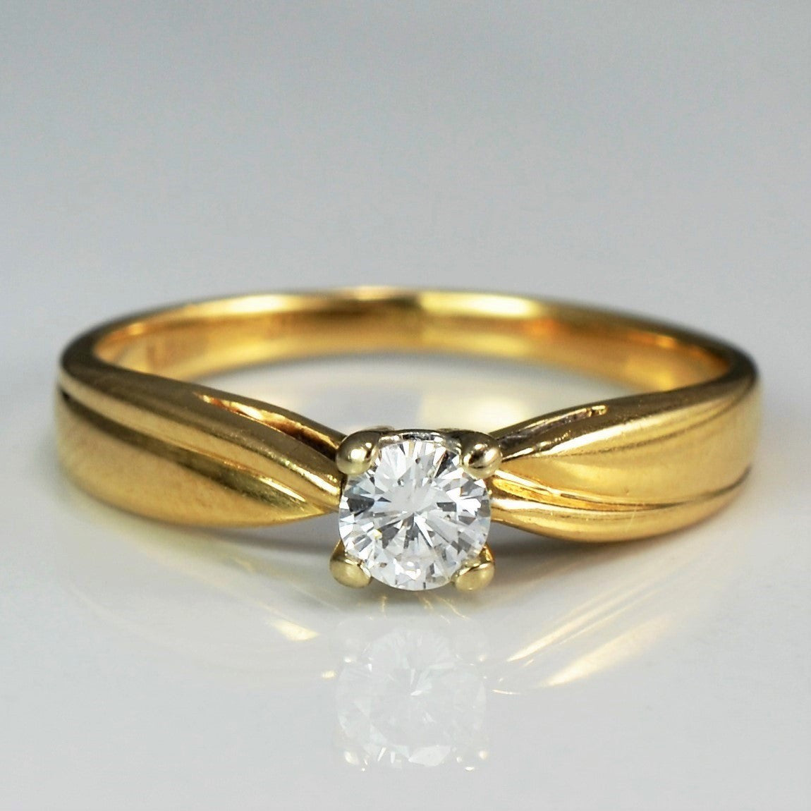 Twisted Tapered Solitaire Engagement Ring | 0.17 ct, SZ 5.5 |