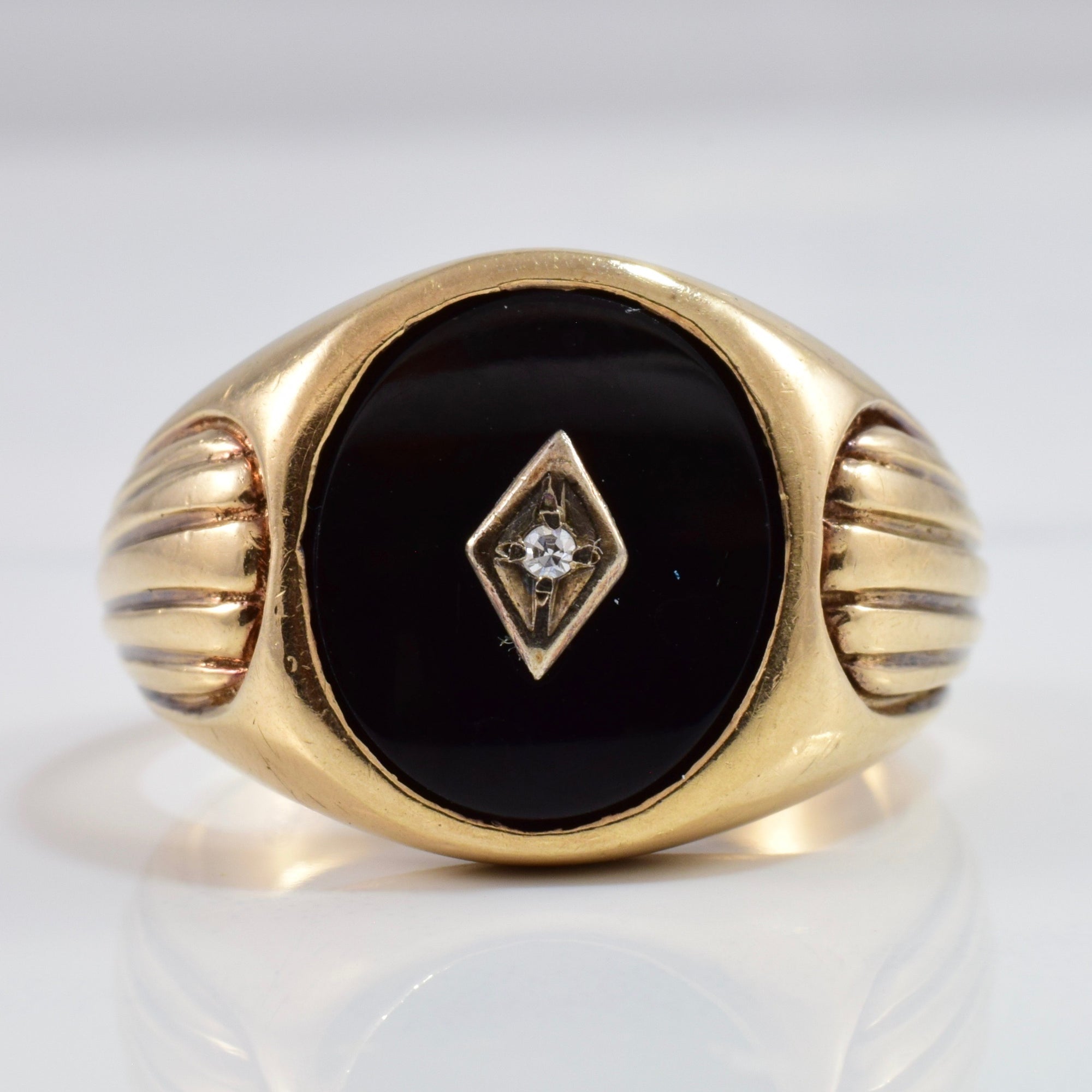 Diamond & Onyx Ring | 0.01ct, 2.75ct | SZ 10.5 |