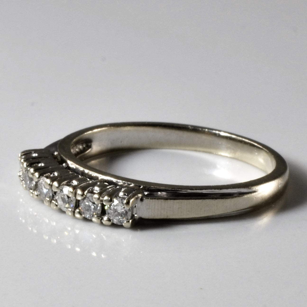 Six Stone Diamond Ring | 0.18ctw | SZ 5.75 |