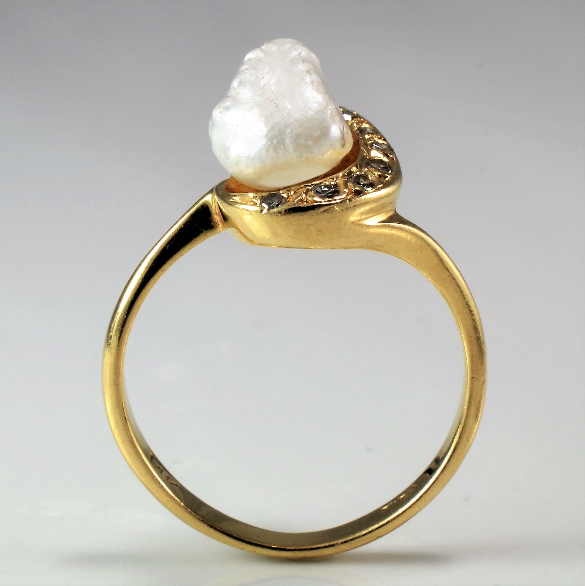 Baroque Pearl & Diamond Ring | 0.07 ctw, SZ 4.5 |