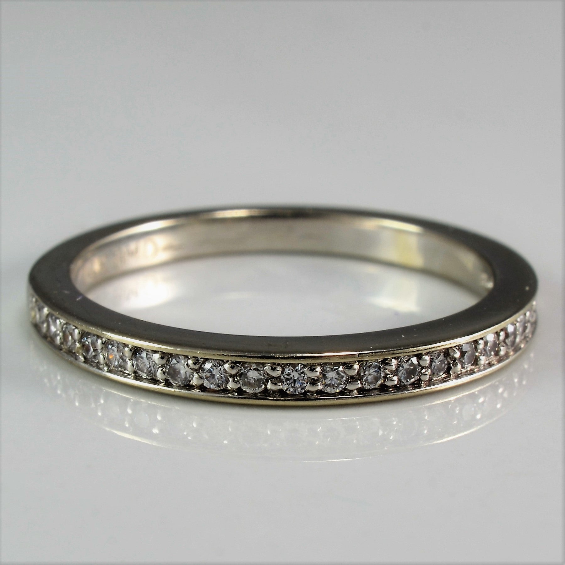 Classic White Gold Diamond Wedding Band | 0.10 ctw, SZ 6 |