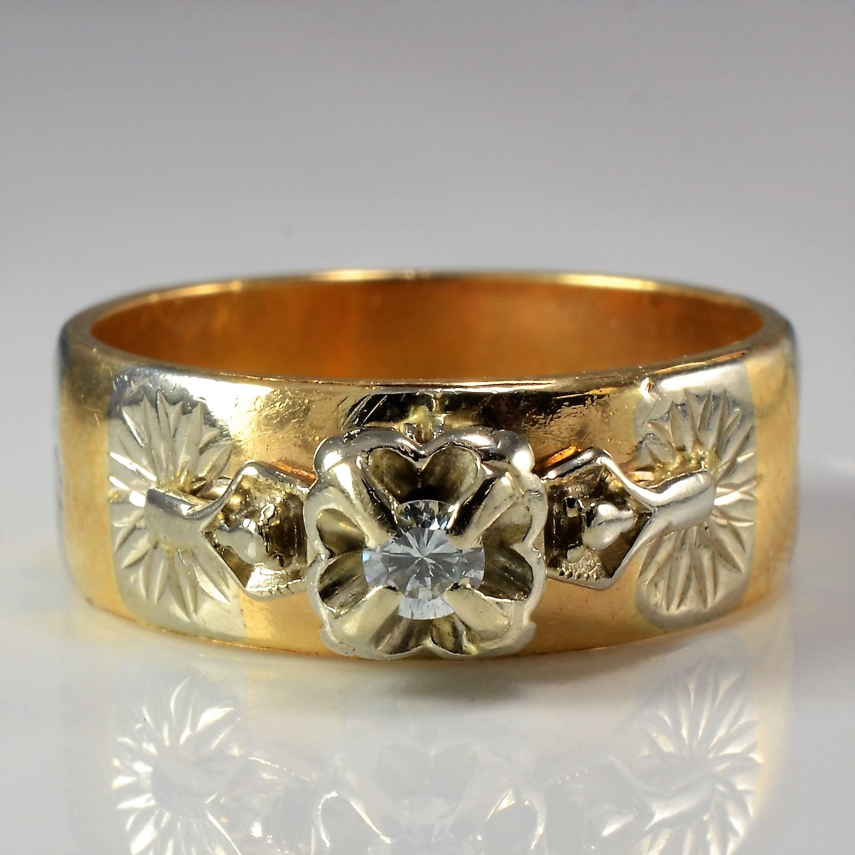 Vintage Two Tone Floral Diamond Ring | 0.05 ctw, SZ 5 |