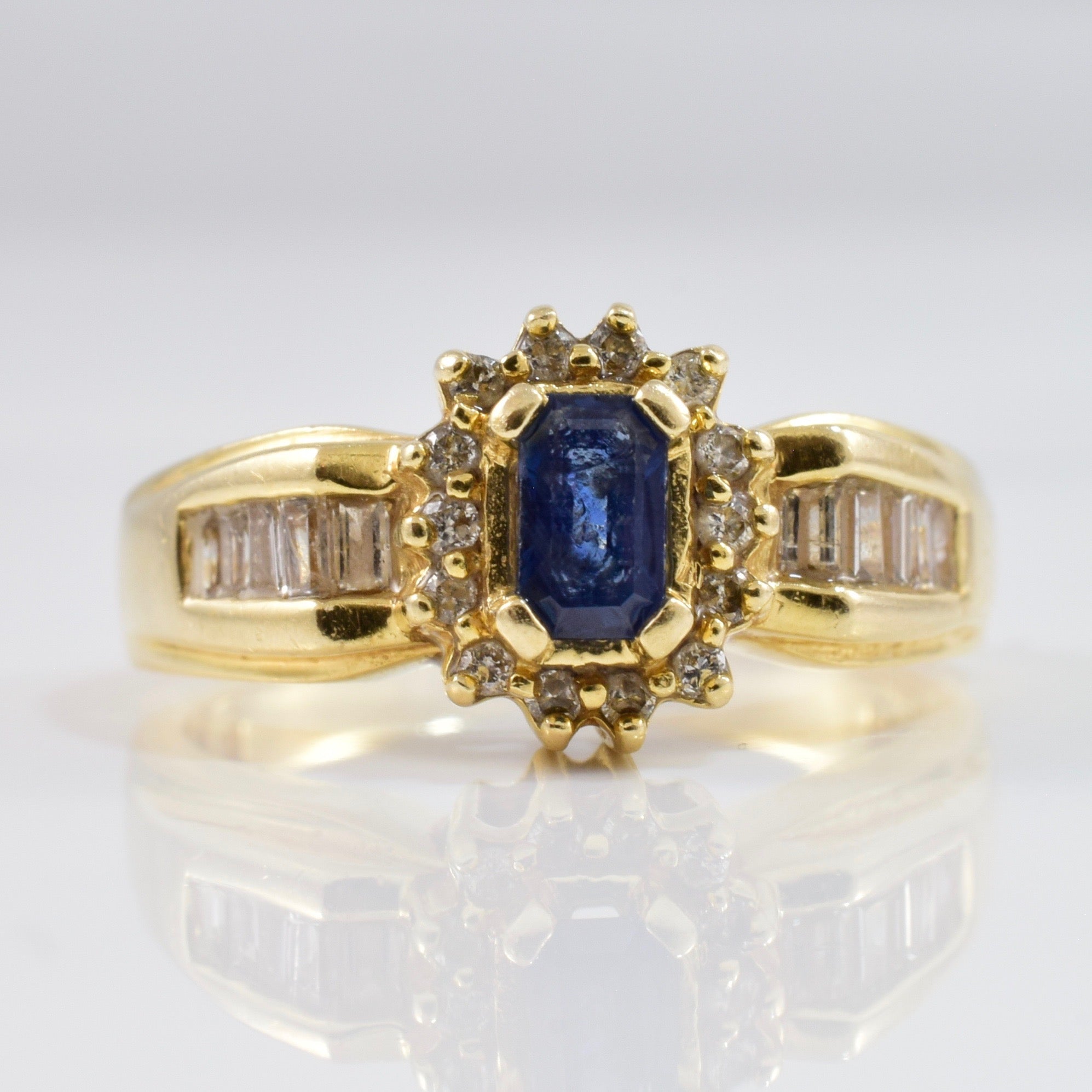 Sapphire and Diamond Cluster Ring | 0.25 ctw SZ 5.75 |