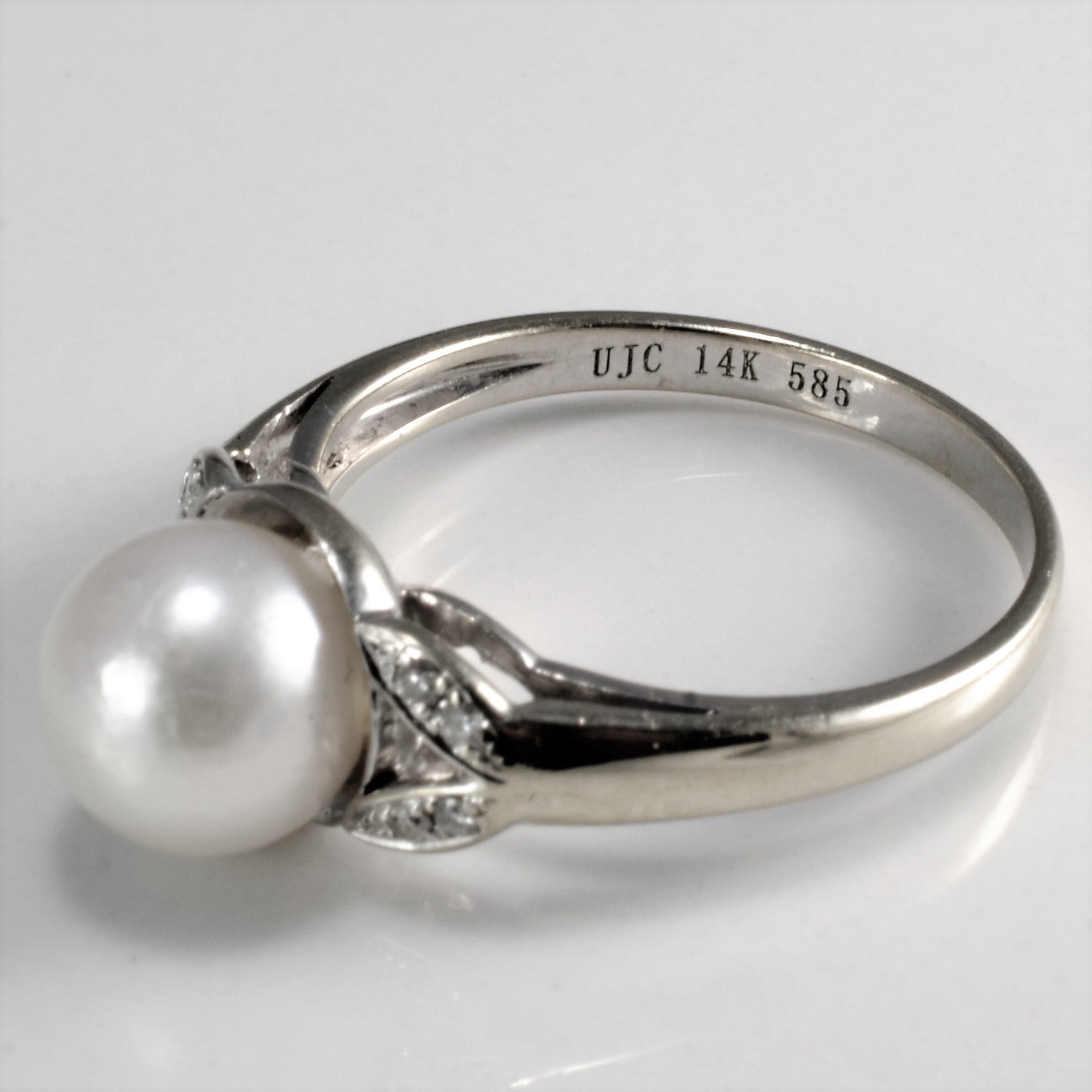 Open Shank Solitaire Pearl & Diamond Ring | 0.04 ctw, SZ 6.5 |