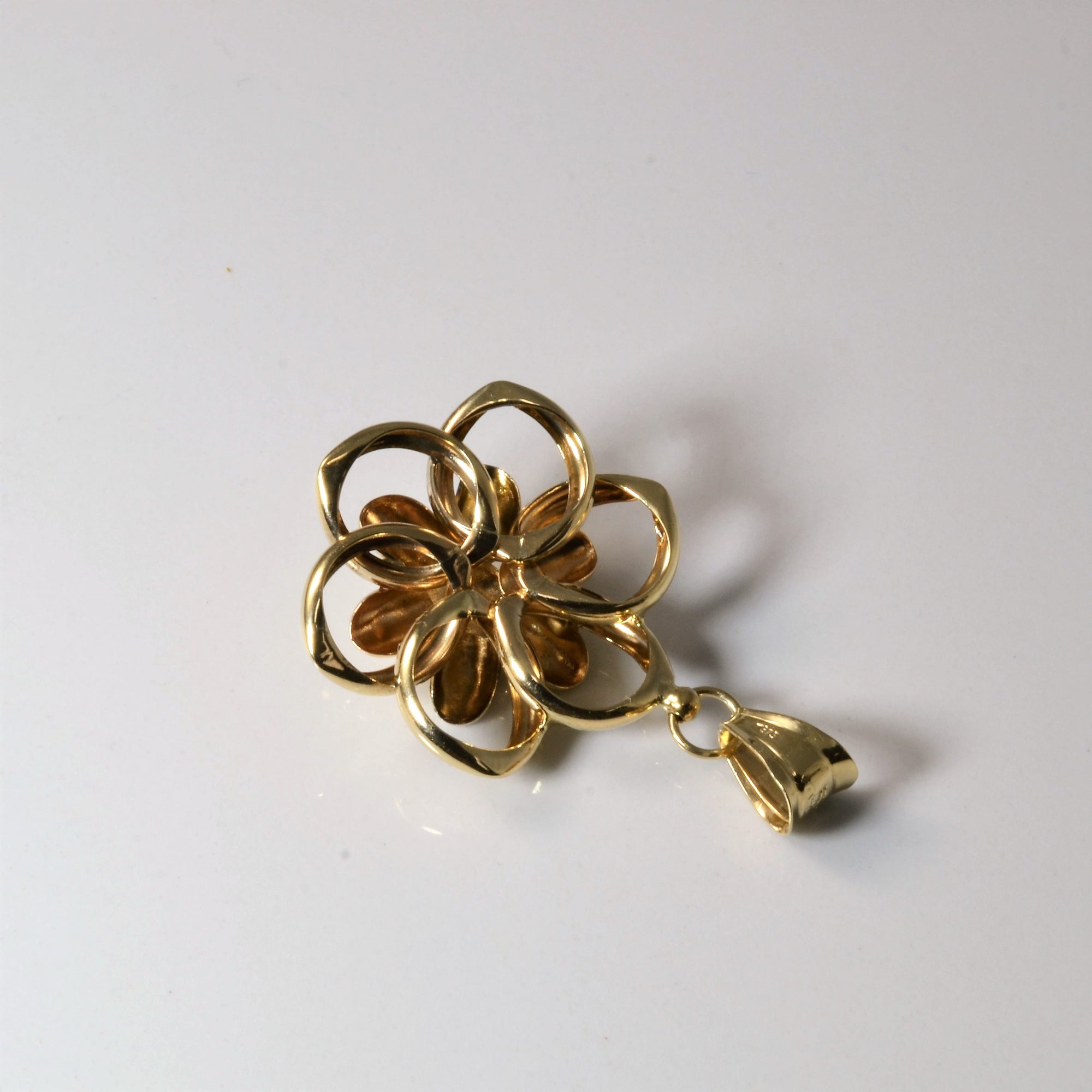 Tri Tone Gold Flower Pendant |
