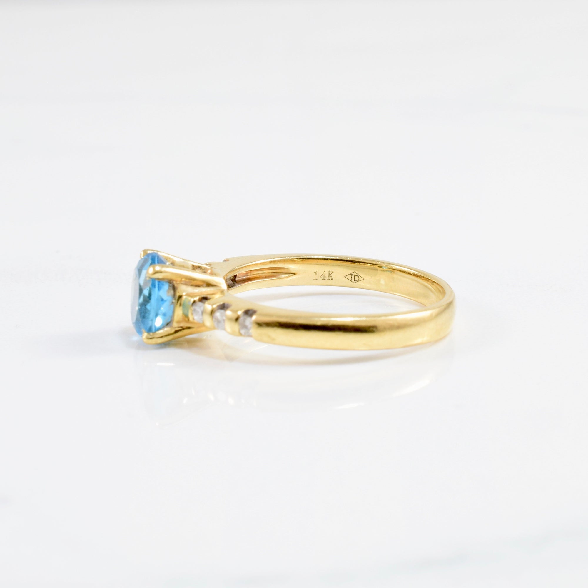 Blue Topaz & Diamond Ring | 0.07 ctw SZ 6.5 |