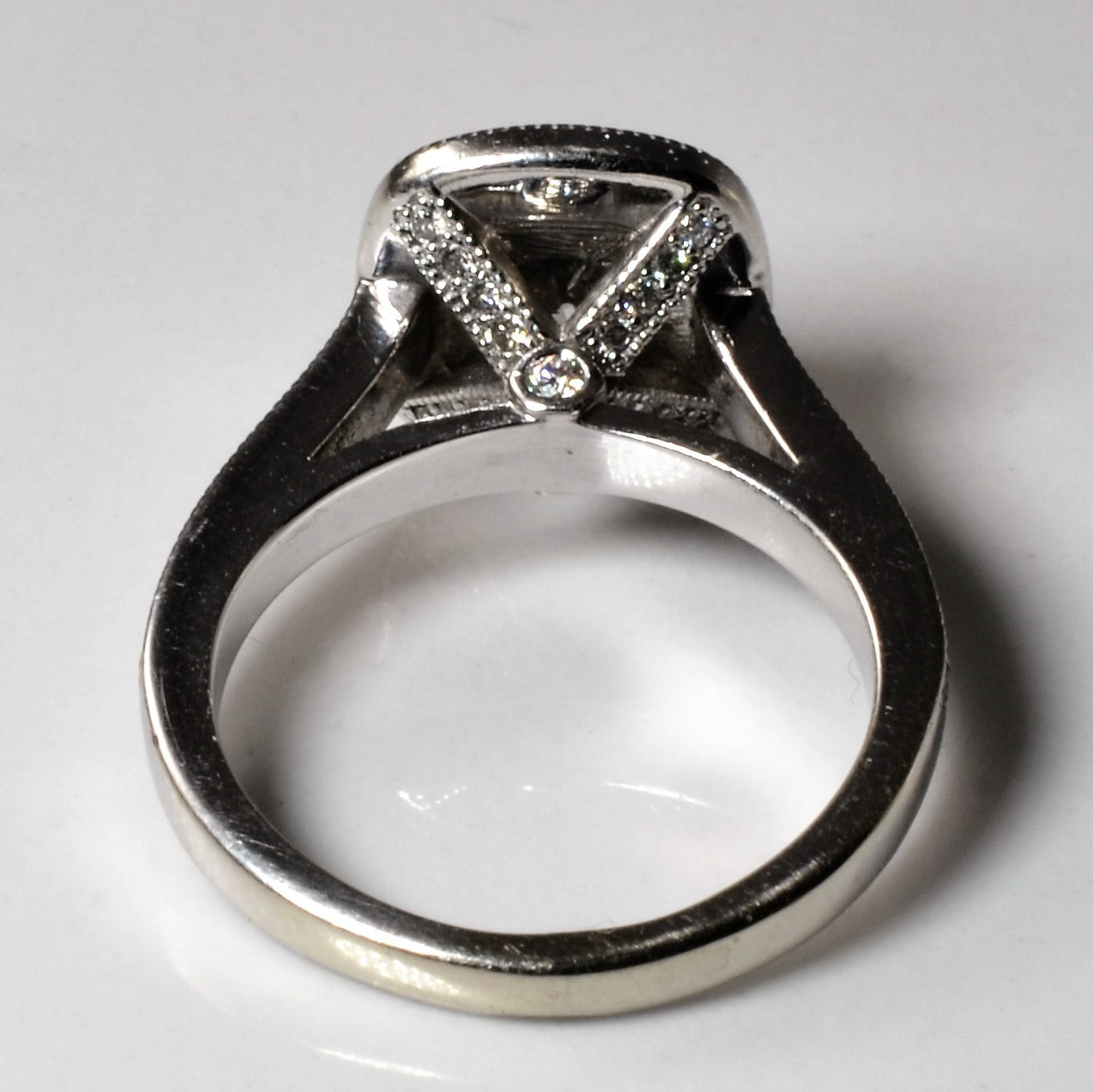 Cushion Cut Halo Diamond Engagement Ring | 1.47ctw | SZ 5 |