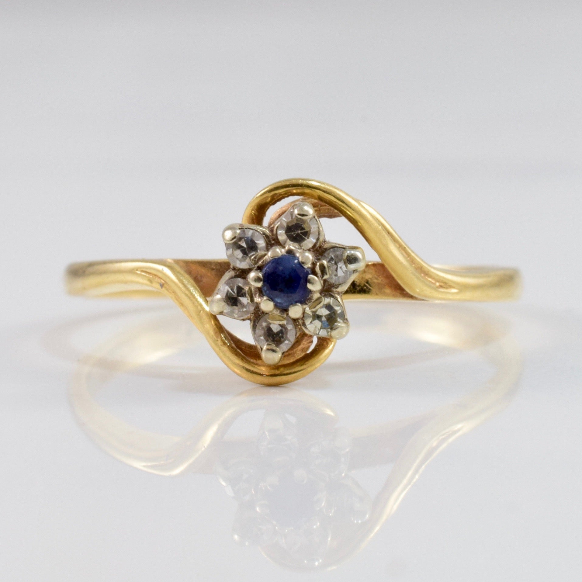 Petite Floral Bypass Ring | 0.06 ctw SZ 6 |
