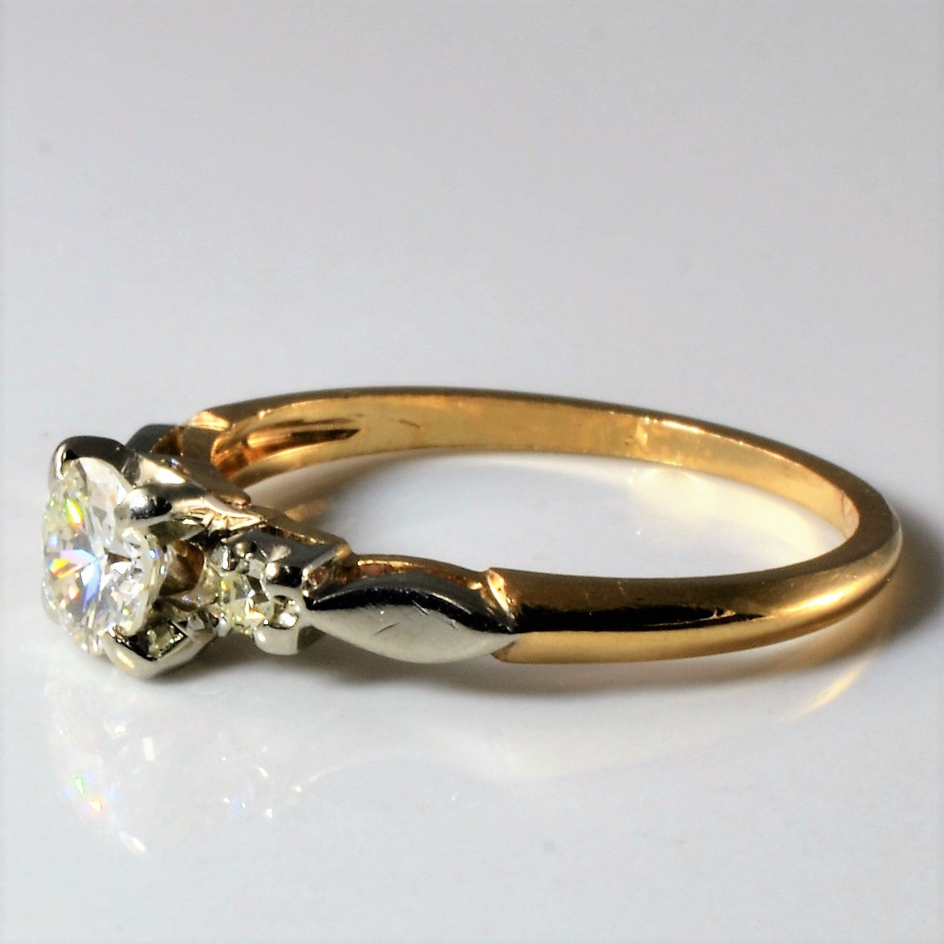 Bague trois diamants style milieu du siècle | 0,50 ct au total | Taille 6 | 