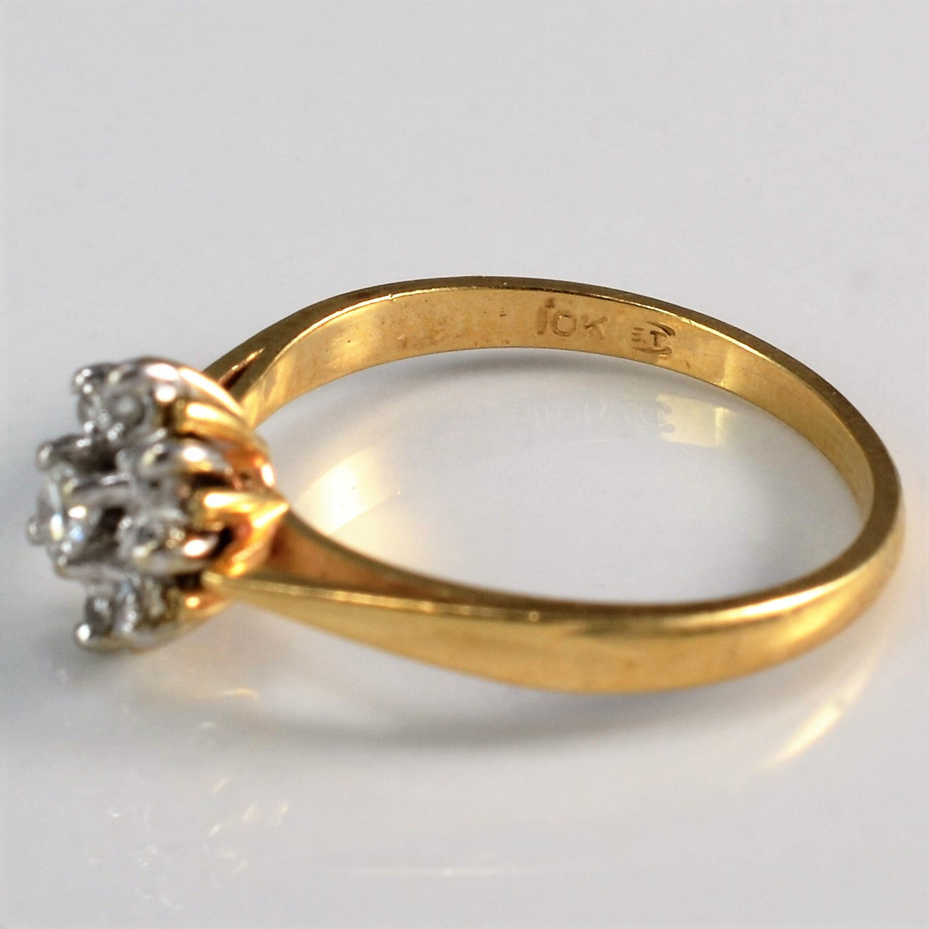 Tapered Diamond Cluster Ring | 0.10 ctw, SZ 5.75 |