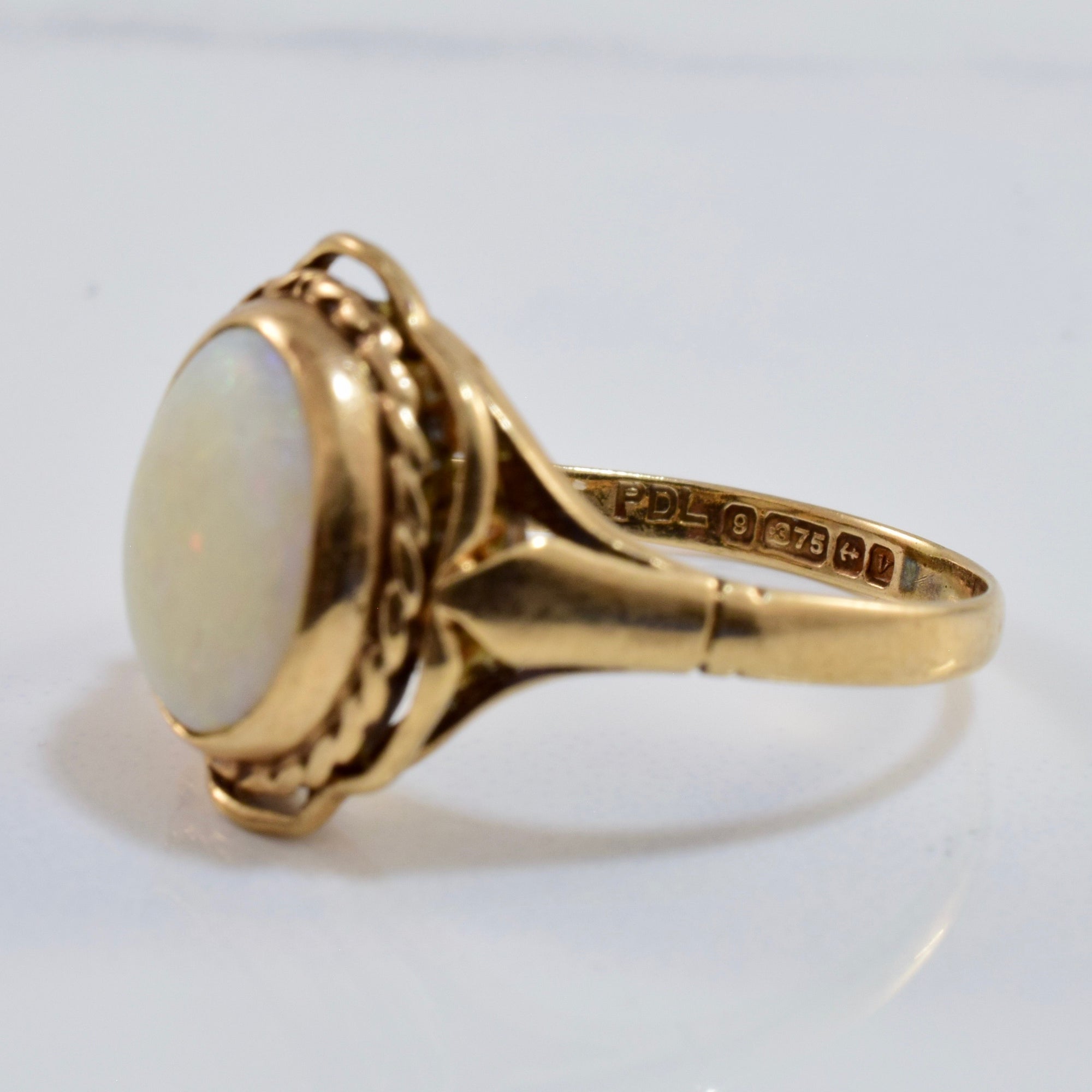 Bezel Set Opal Ring | SZ 6.25 |