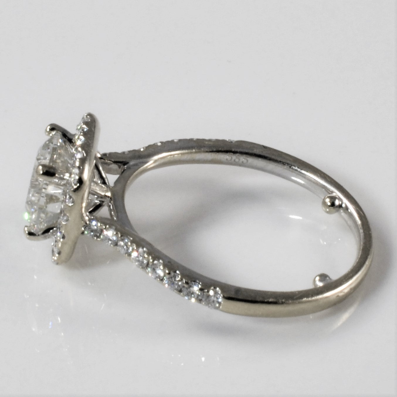 Classic Diamond Halo Engagement Ring | 1.94ctw | SZ 4.75 |