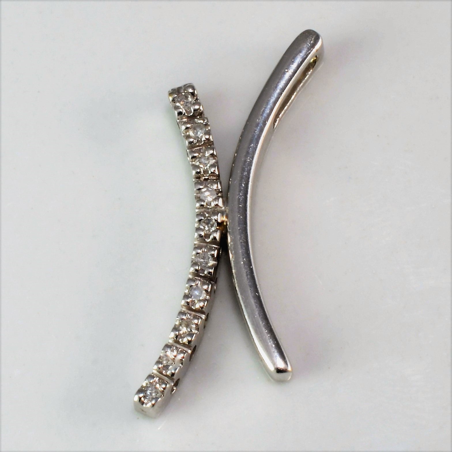Diamond 'X' Pendant | 0.05 ctw |