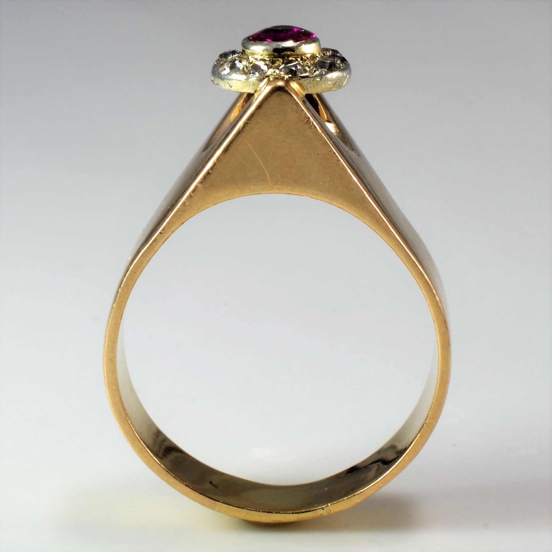 High Set Diamond & Ruby Ring Circa 1930s | 0.30ctw, 0.20ct | SZ 8.5 |