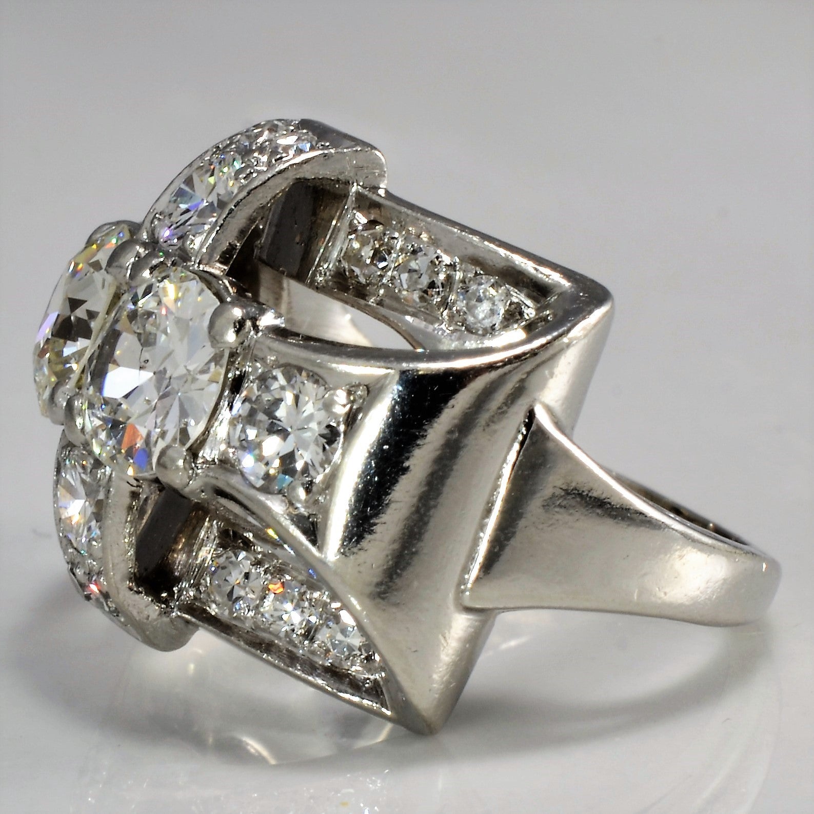 round brilliant cut diamond vintage diamond engage ring