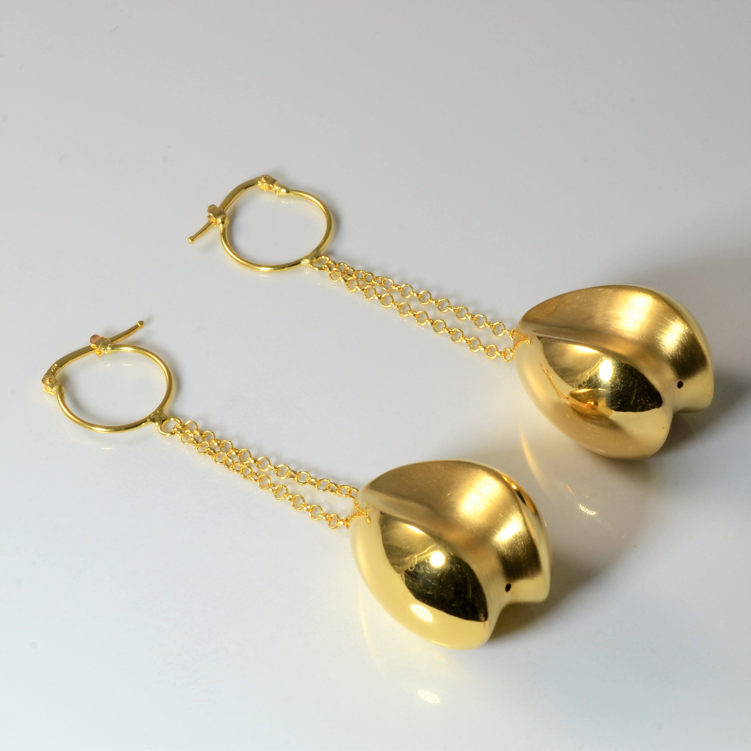 Yellow Gold Drop Earrings |