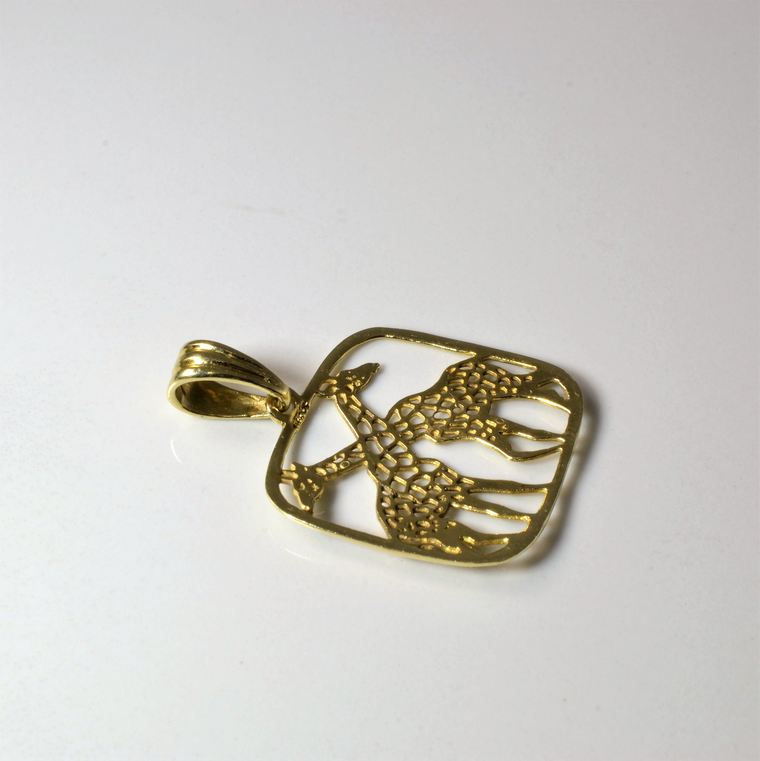 Yellow Gold Giraffe Pendant |