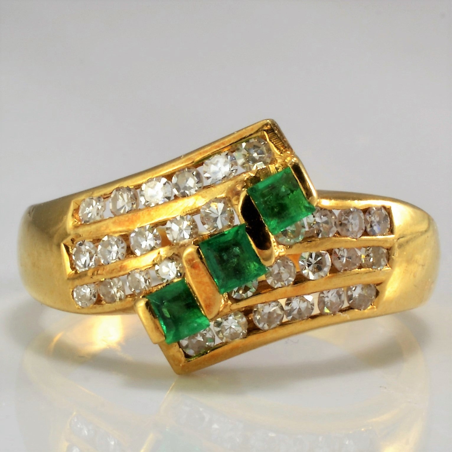 Multi Channel Diamond & Emerald Ring | 0.35 ctw, SZ 5.75 |