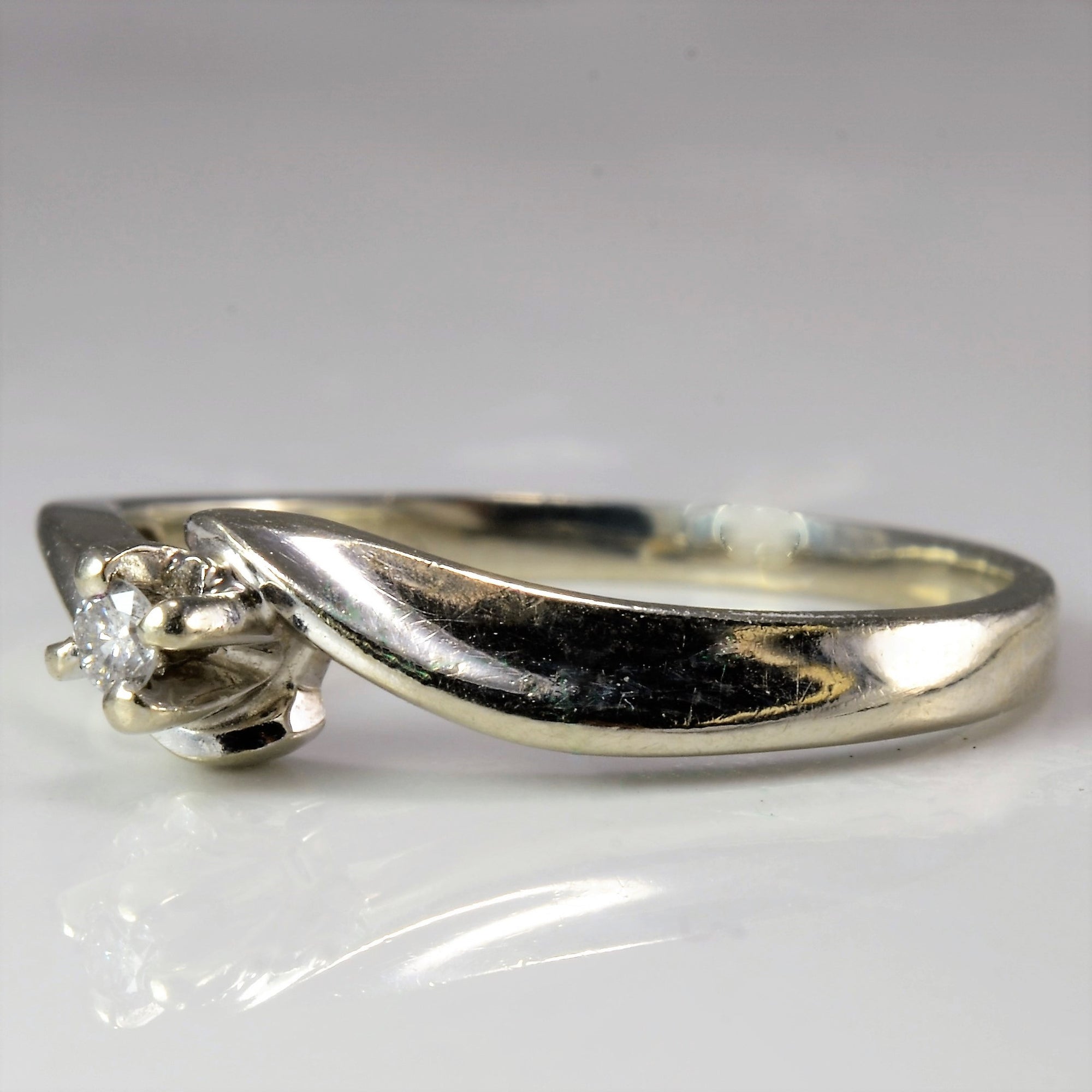 Twisted Diamond Promise Ring | 0.03 ct, SZ 6.5 |