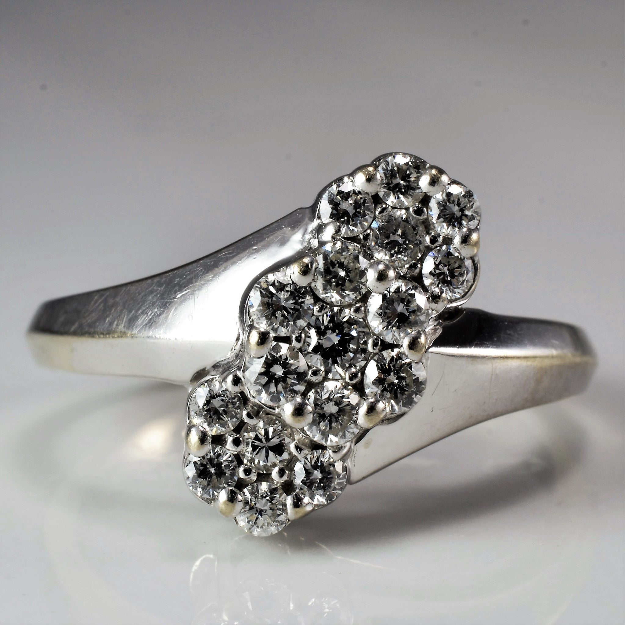Bypass Cluster Ring | 0.51 ctw, SZ 8 |