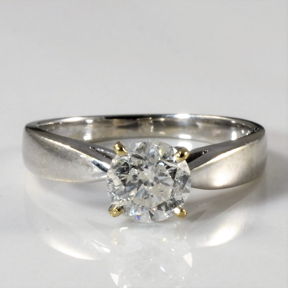 Tapered Band Solitaire Diamond Engagement Ring | 0.84ct | SZ 6 |