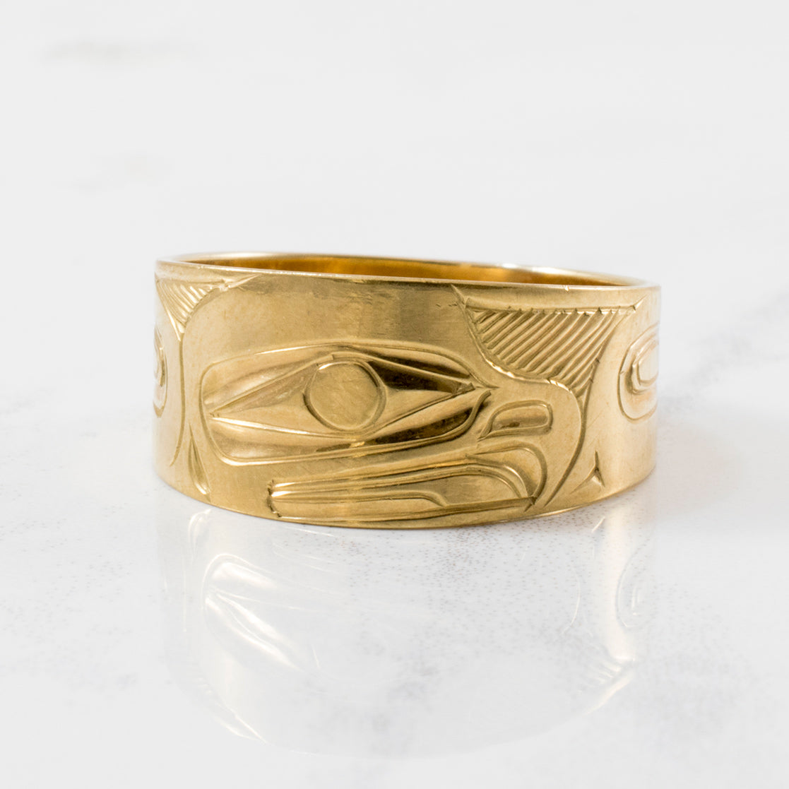 Tapered Indigenous Eagle Art Gold Band | SZ 9 |