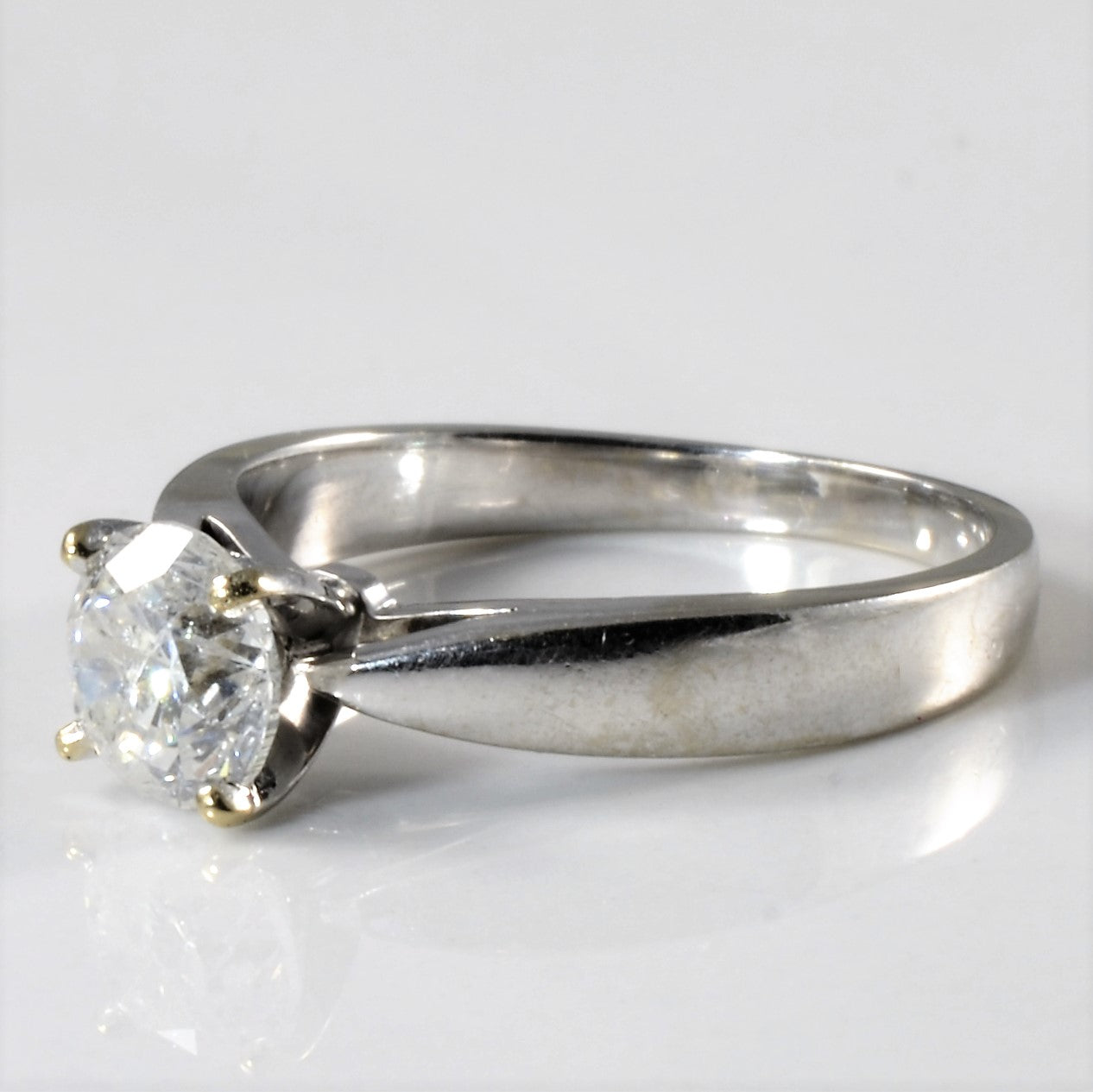 Tapered Band Solitaire Diamond Engagement Ring | 0.84ct | SZ 6 |