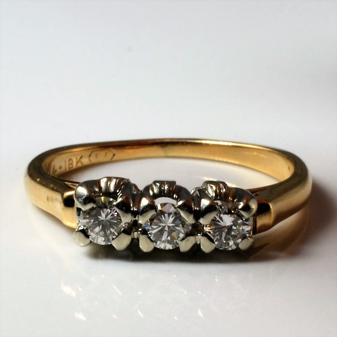 Three Stone Diamond Ring | 0.27ctw | SZ 5.5 |