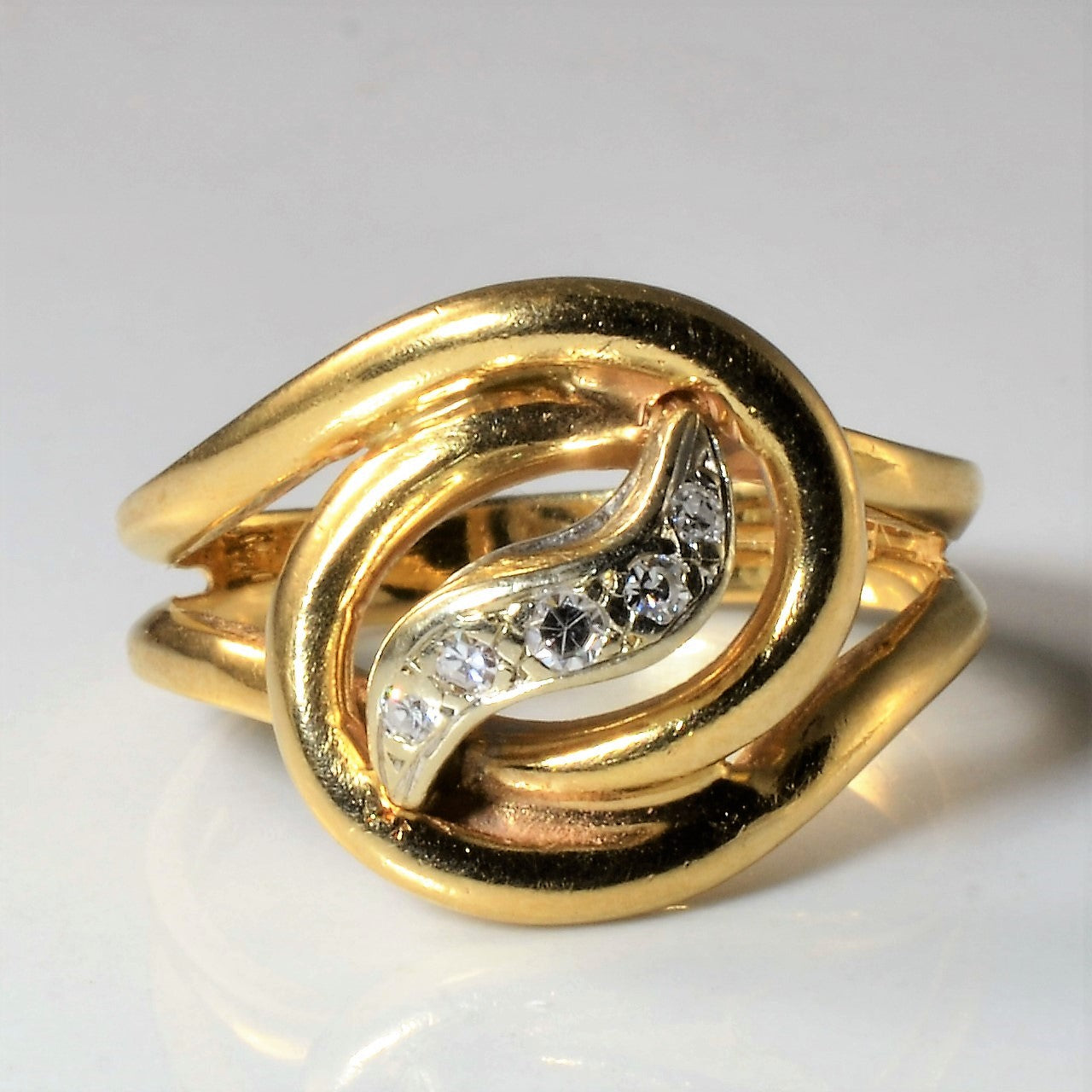 Swirling Diamond Cocktail Ring | 0.06ctw | SZ 6.75 |
