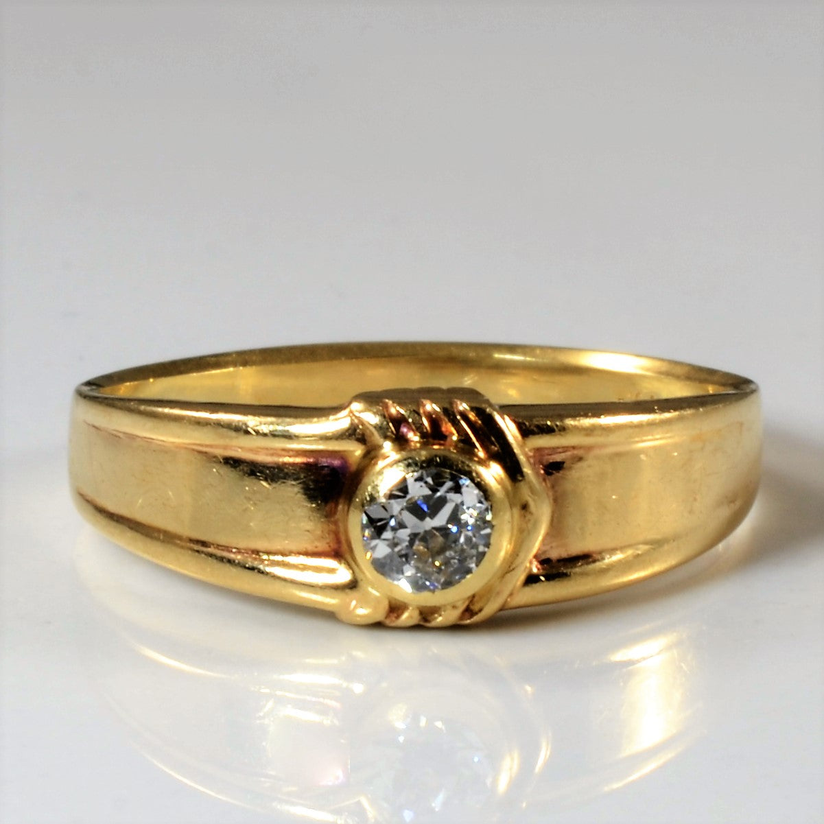 Bague ancienne européenne sertie d'un diamant | 0,20 ct | Taille 9 | 