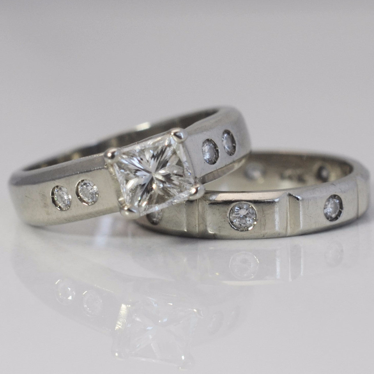 Engagement Ring & Gypsy Wedding Band Set | 0.97 ctw, SZ 5 |