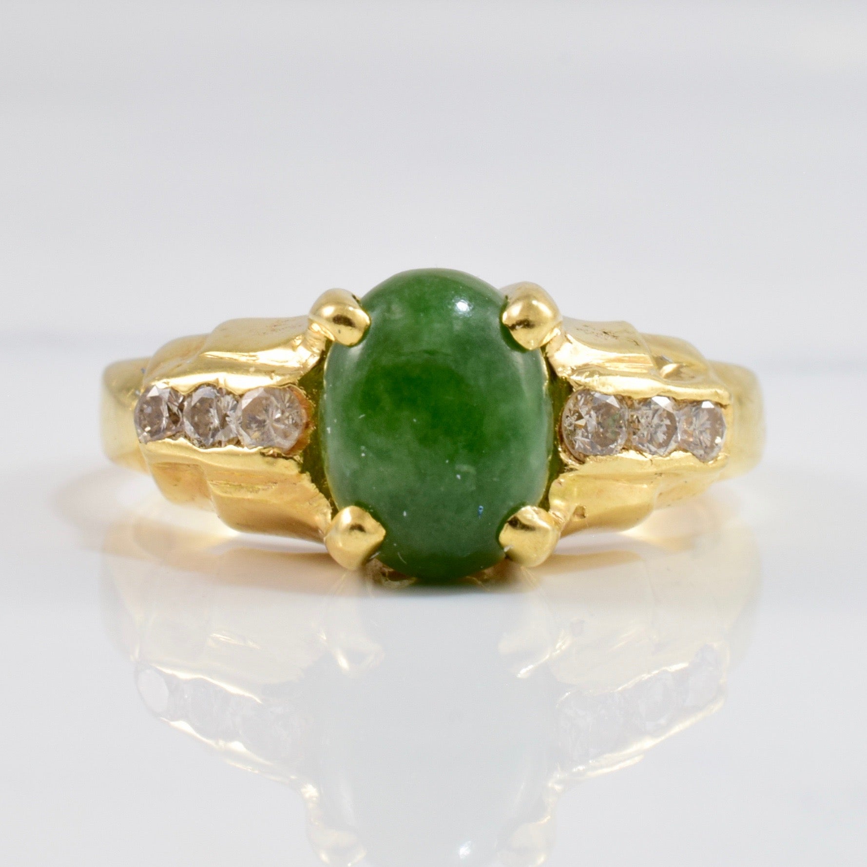 Nephrite Jade and Diamond Ring | 0.16 ctw SZ 5.5 |