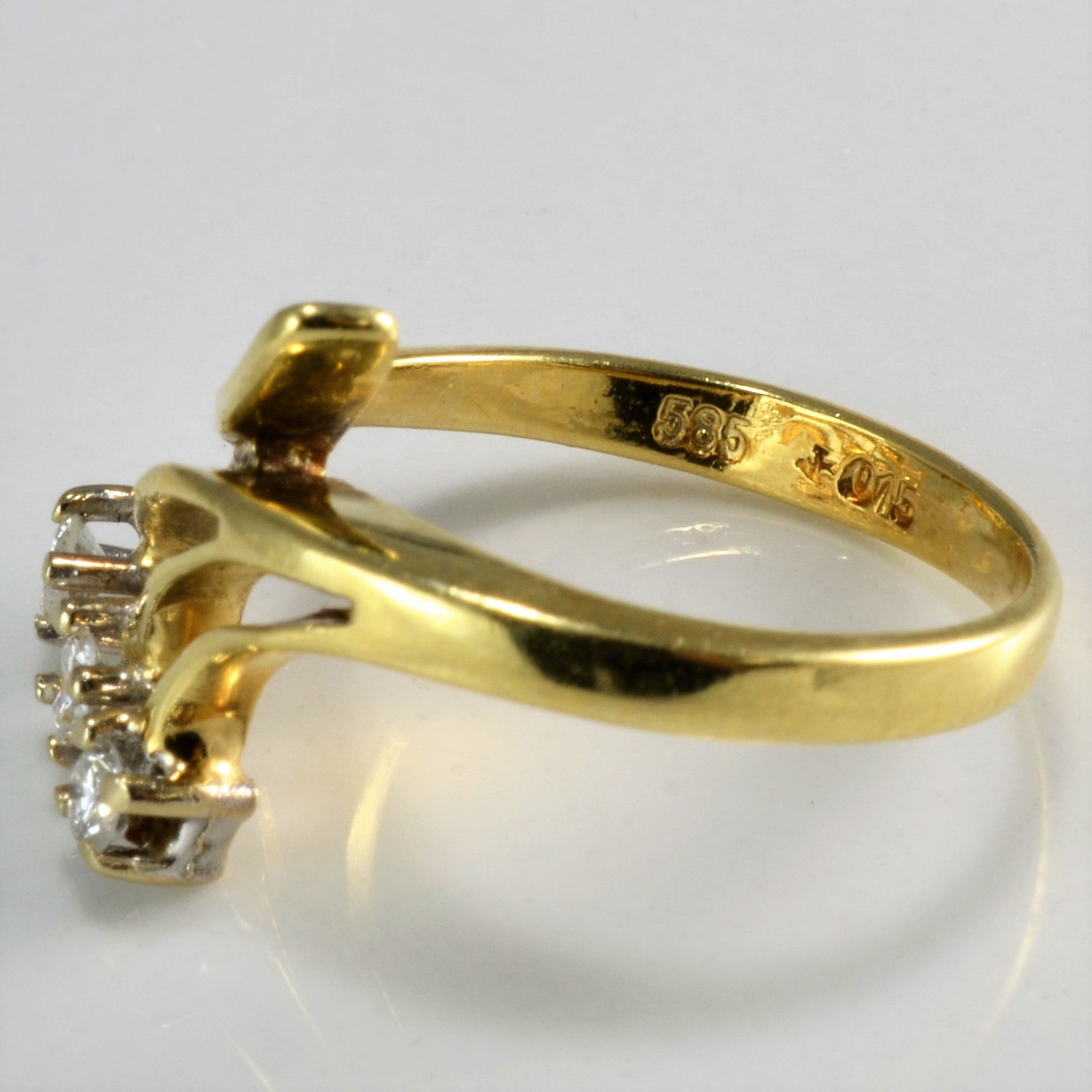 Bypass Three Stone Diamond Designer Ring | 0.12 ctw, SZ 2.75 |