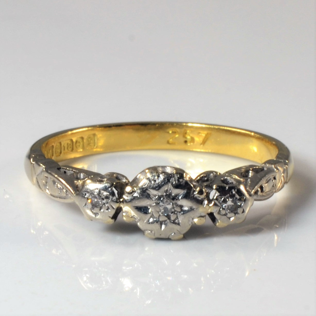 1960s Diamond Ring | 0.05ctw | SZ 6.5 |