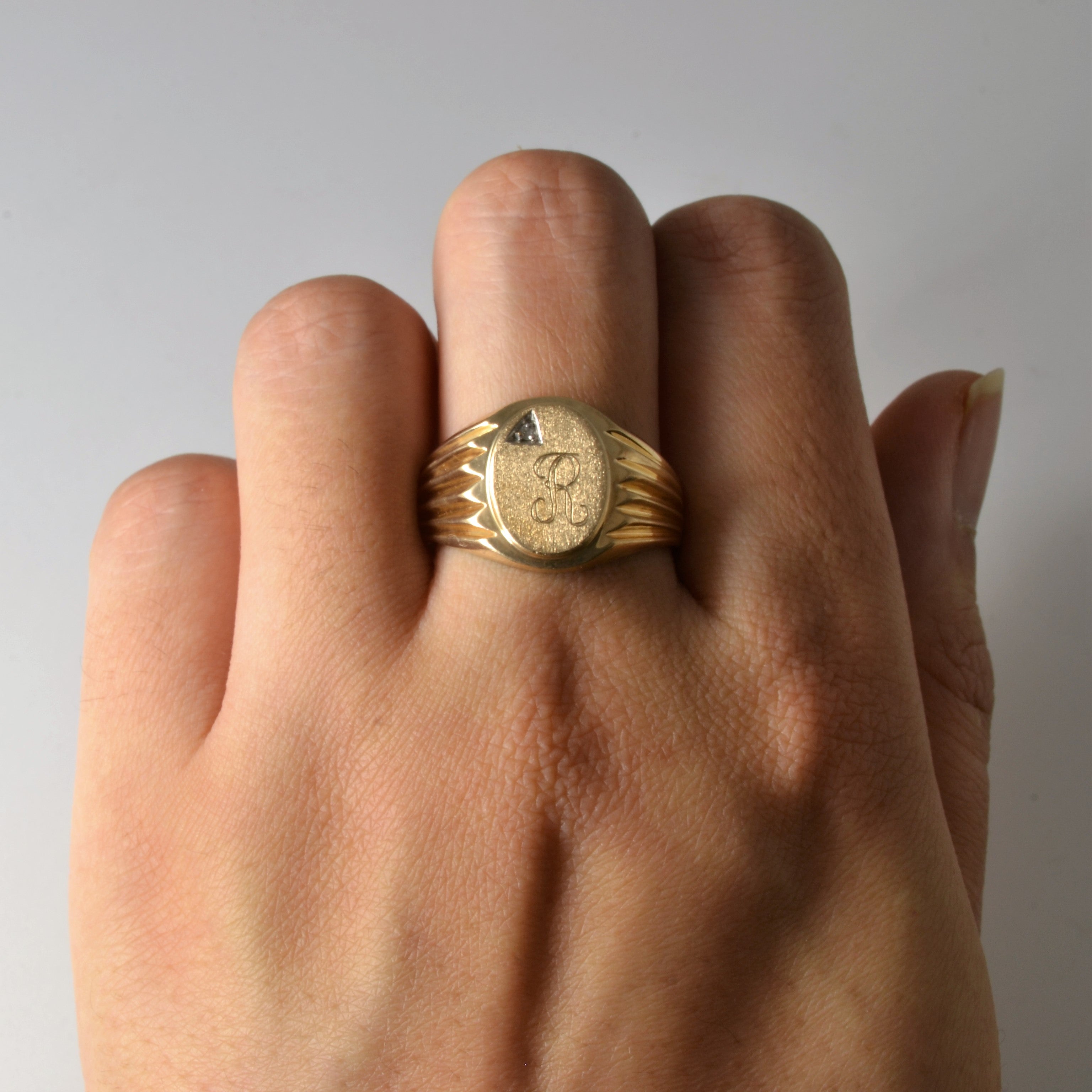 Diamond Signet Ring | 0.01ct | SZ 10.5 |