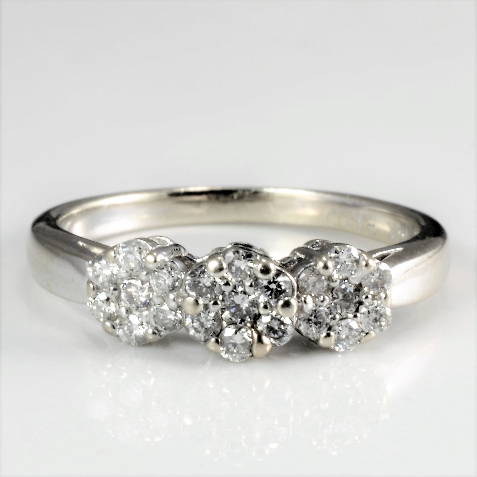 Cluster Diamond Floral Ring | 0.24ctw | SZ 4.25 |