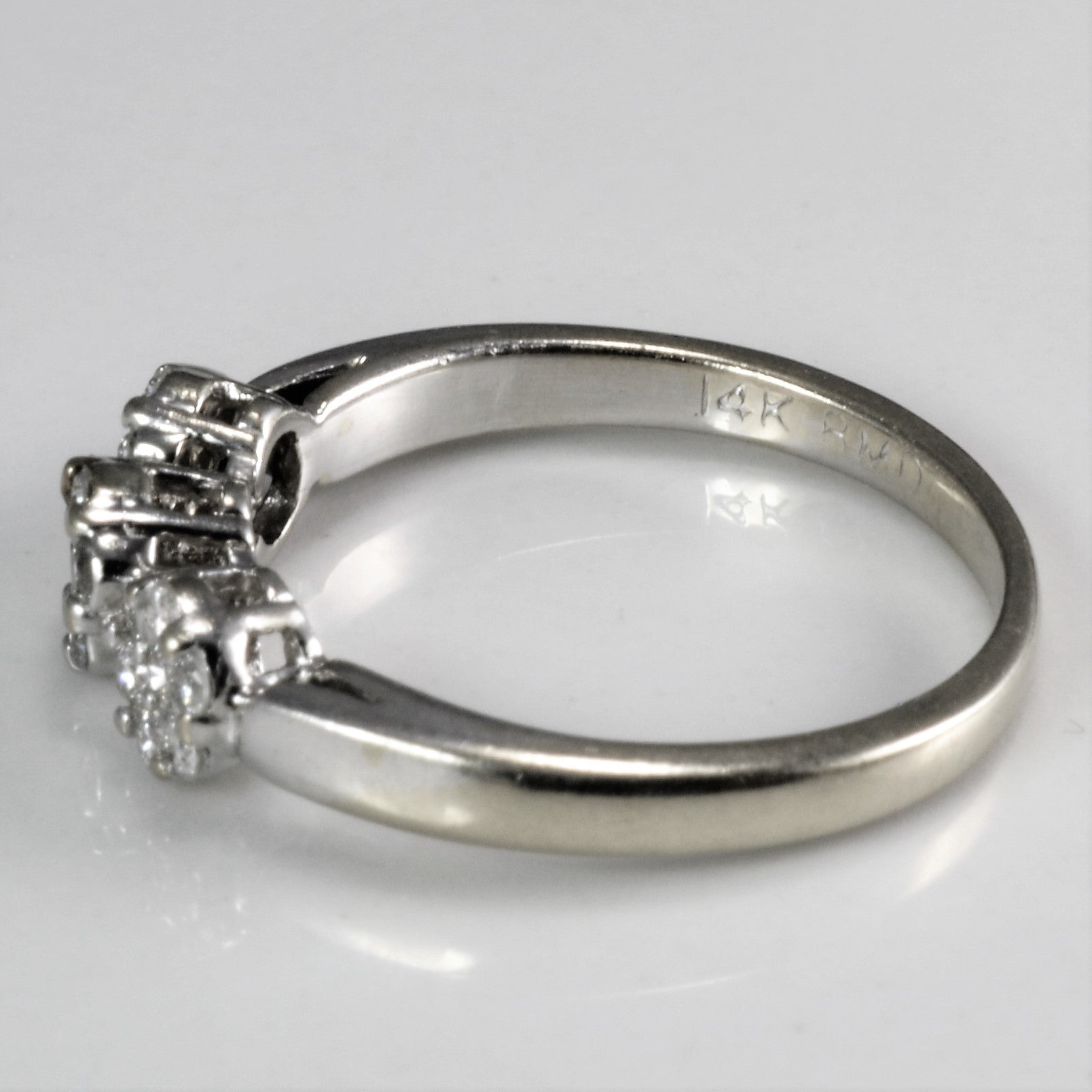 Cluster Diamond Floral Ring | 0.24ctw | SZ 4.25 |