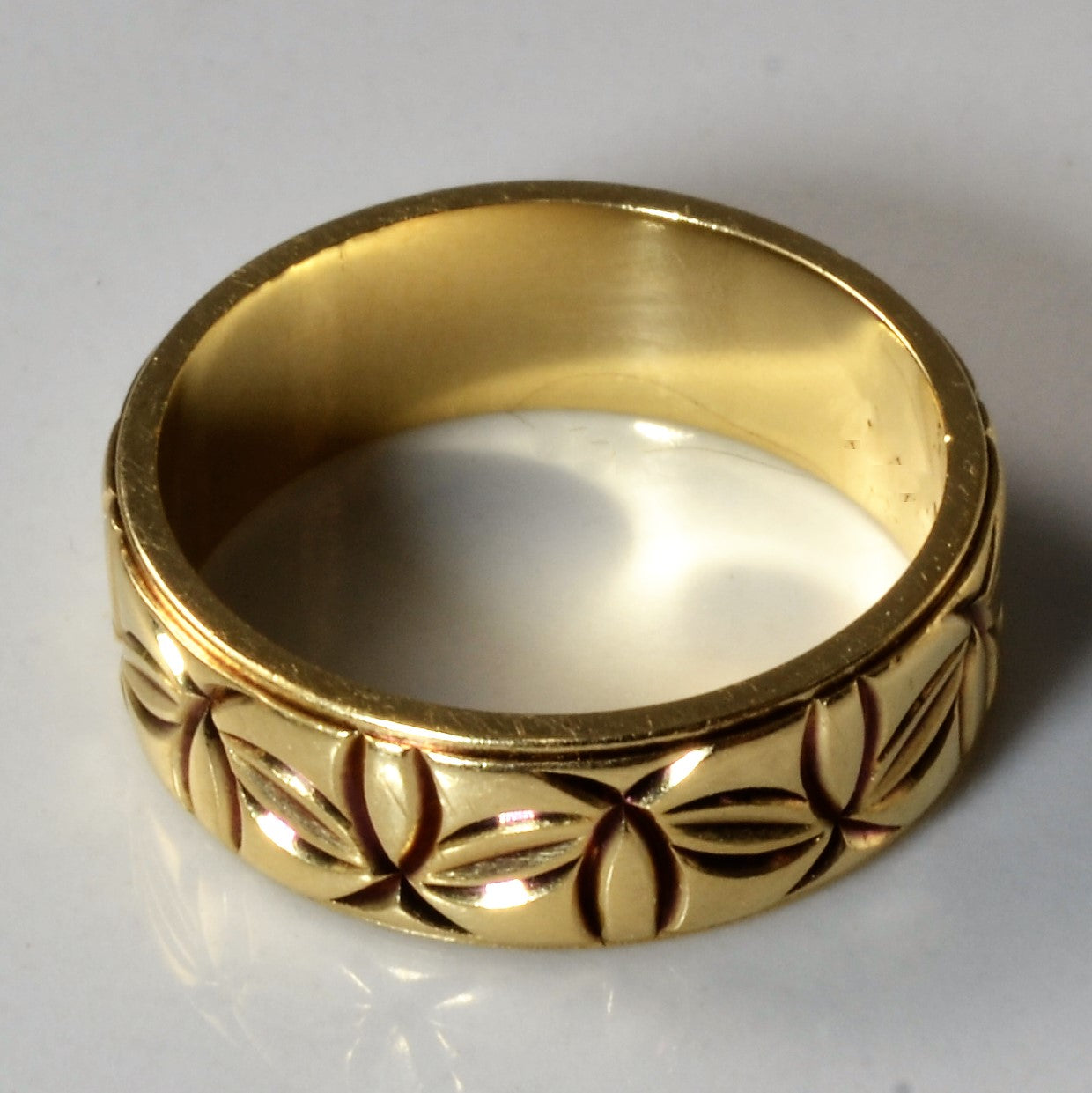 Birks' Yellow Gold Ornate Band | SZ 5.25 |