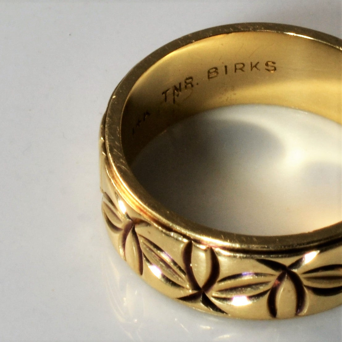 Birks' Yellow Gold Ornate Band | SZ 5.25 |