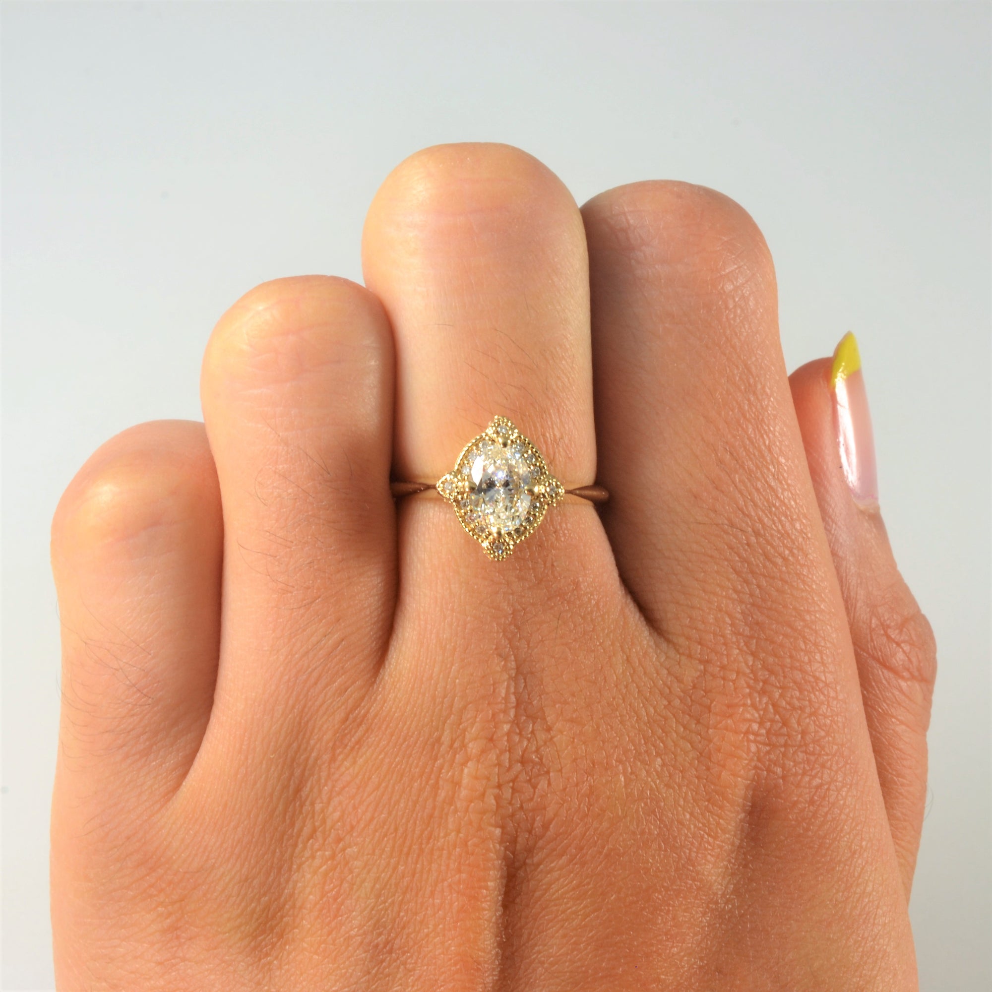 Milgrain Halo Oval Diamond Engagement Ring | 0.85ctw | SZ 6 |