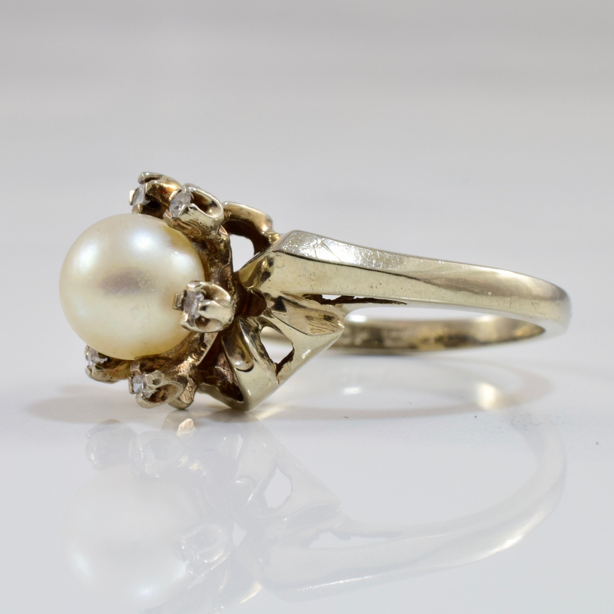 Pearl and Diamond Bypass Ring | 0.03 ctw SZ 6.75 |